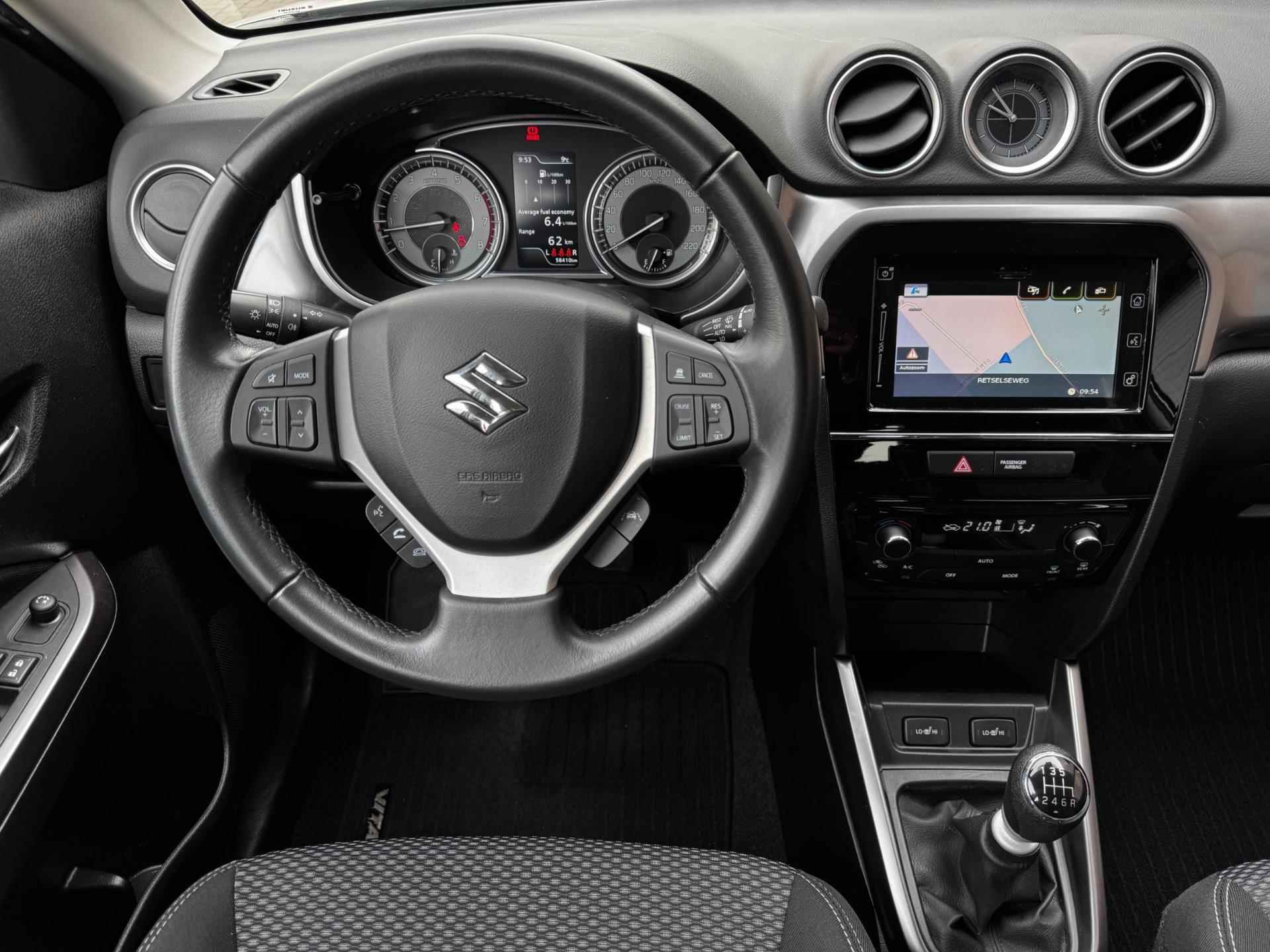 Suzuki Vitara 1.4 Boosterjet Select Smart Hybrid / 130 PK / Navigatie + Camera / Adaptive Cruise / Climate / Stoelverwarming - 16/47