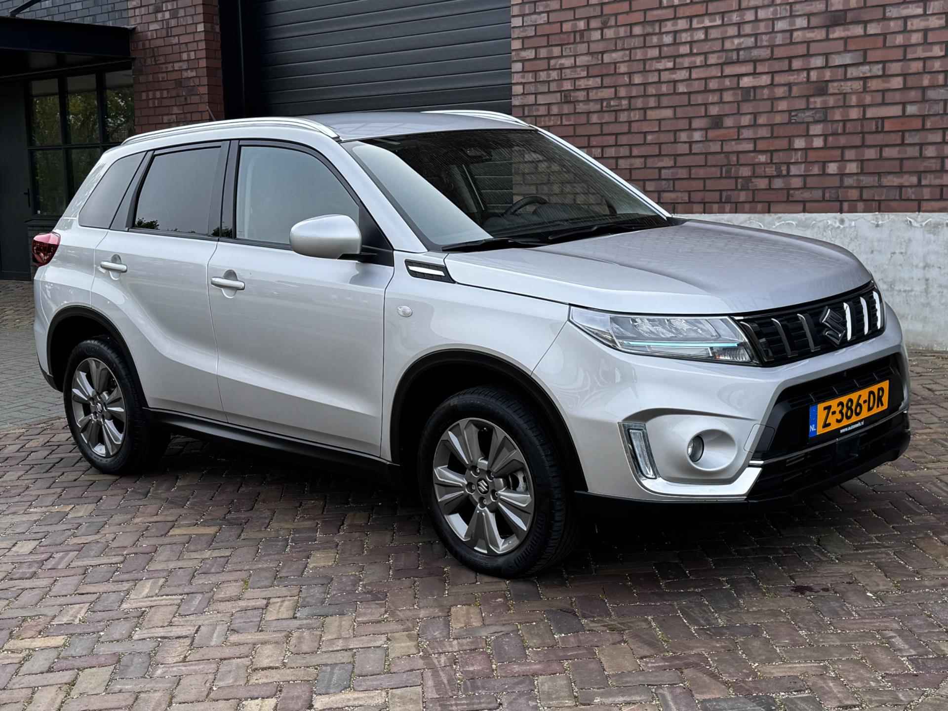 Suzuki Vitara 1.4 Boosterjet Select Smart Hybrid / 130 PK / Navigatie + Camera / Adaptive Cruise / Climate / Stoelverwarming - 6/48