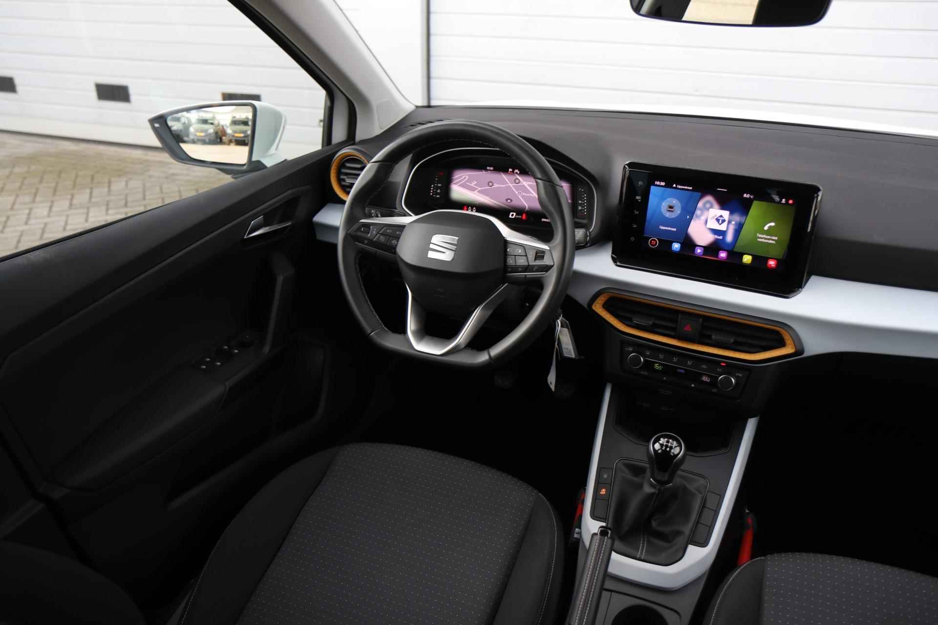 SEAT Arona 1.0 TSI 110pk Style | Navigatie | Clima | Parkeersensoren Achter - 32/42