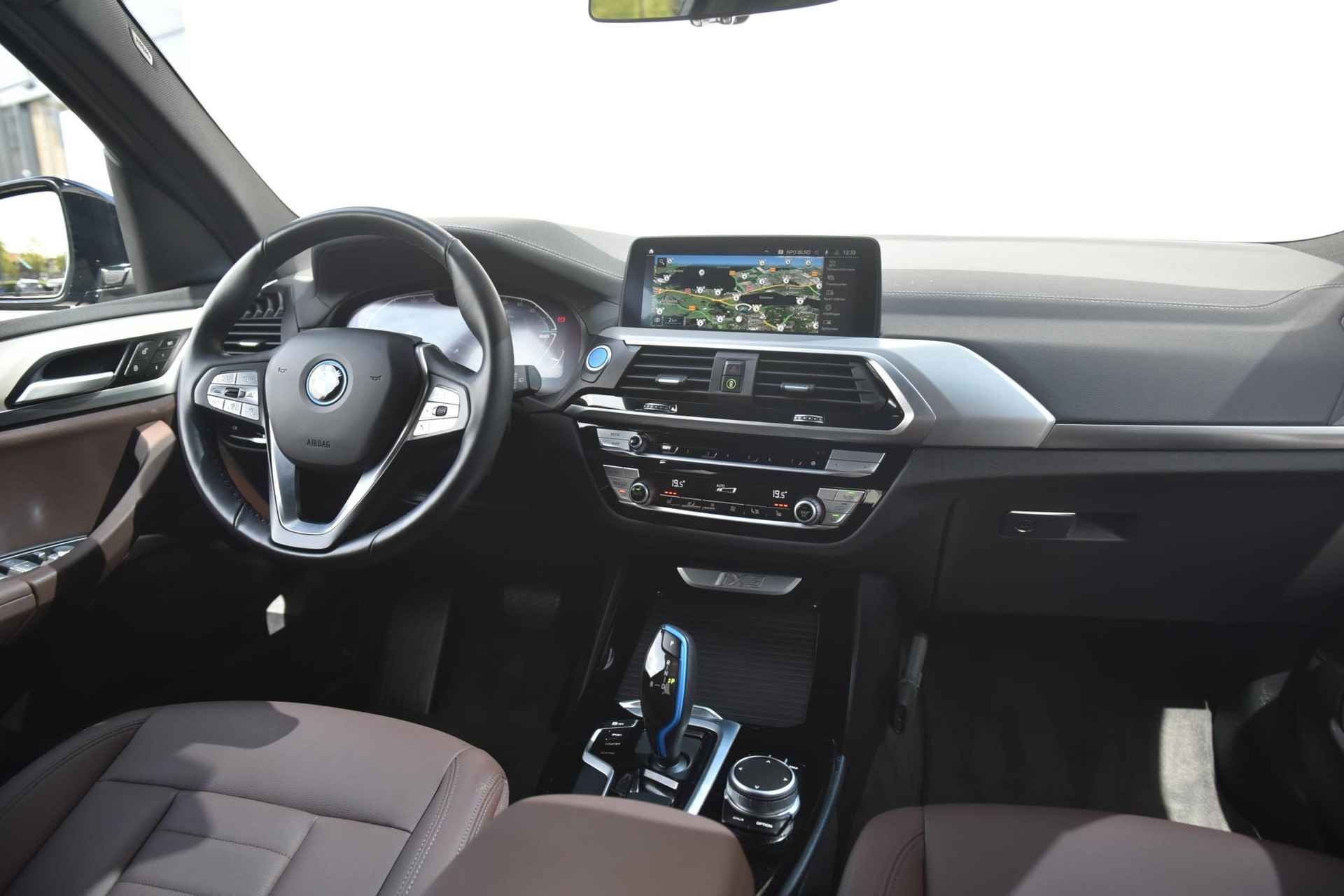 BMW iX3 Executive 80 kWh - 12/26