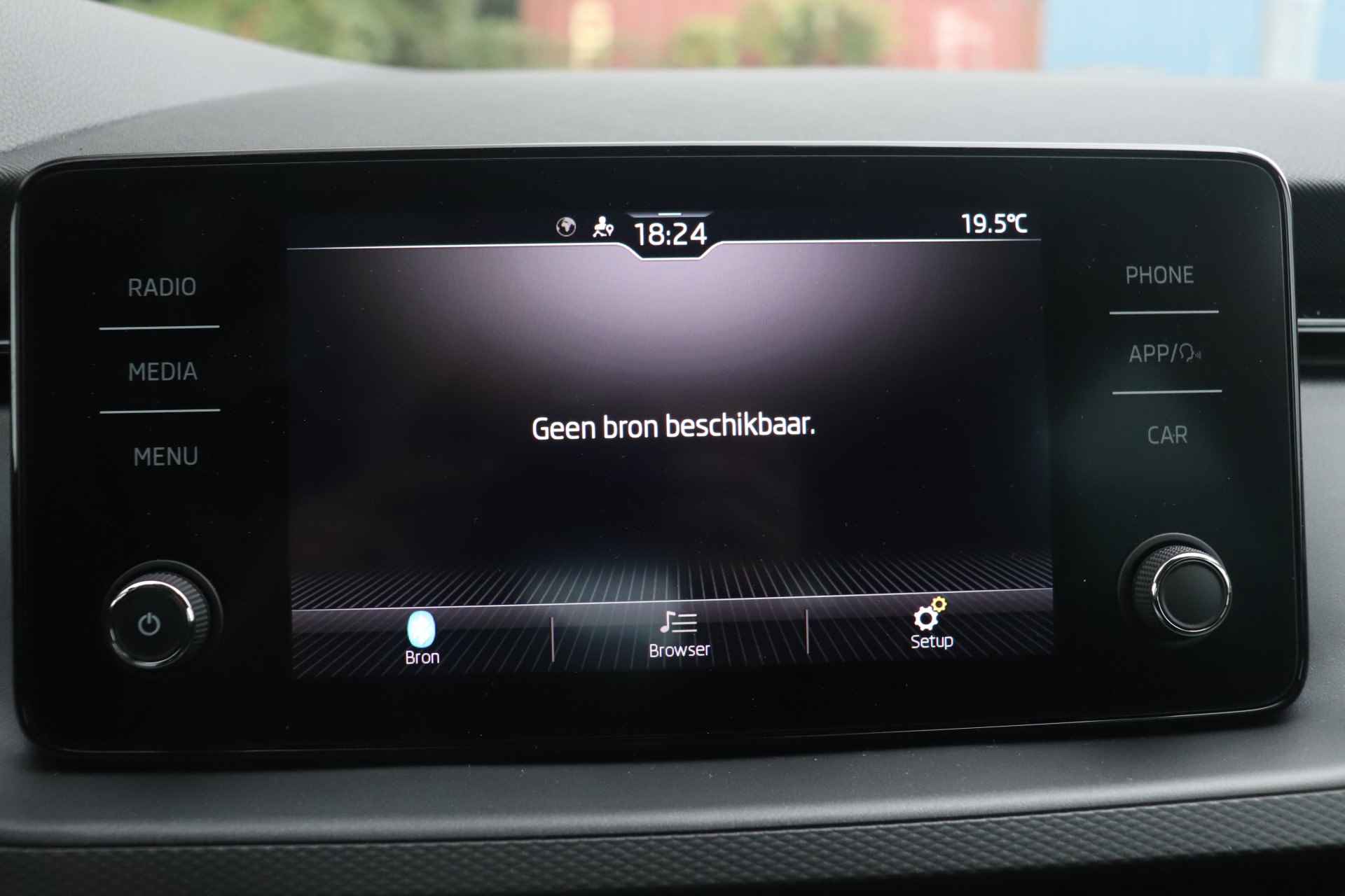 Škoda Scala 1.0 TSI 110pk DSG Automaat Ambition | Sunset | Parkeersensoren achter | Apple carplay & Android auto | Cruise control | - 21/28