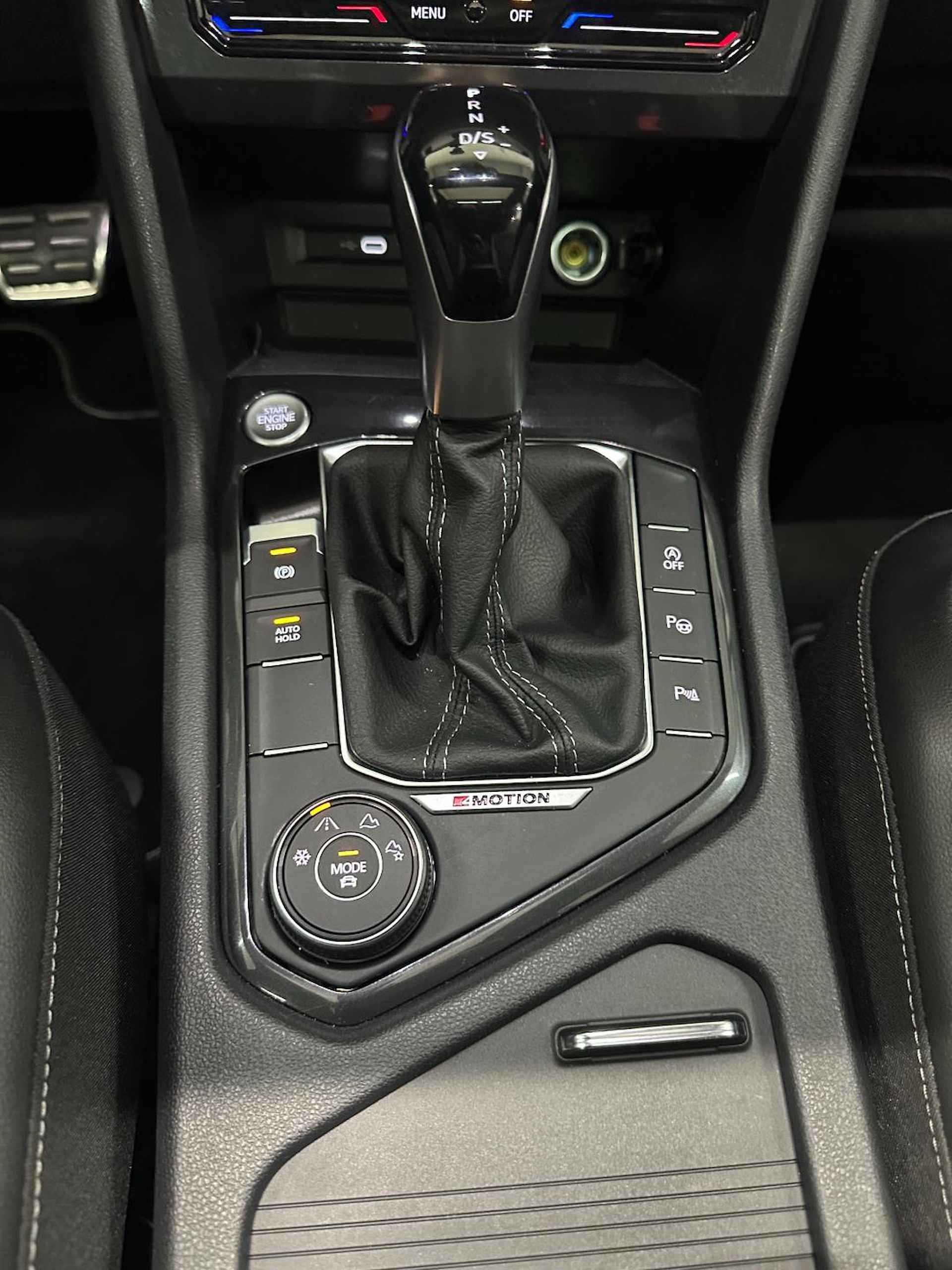 Volkswagen Tiguan Allspace 2.0 TSI 4Motion R-line 7p Blackedition - 24/25