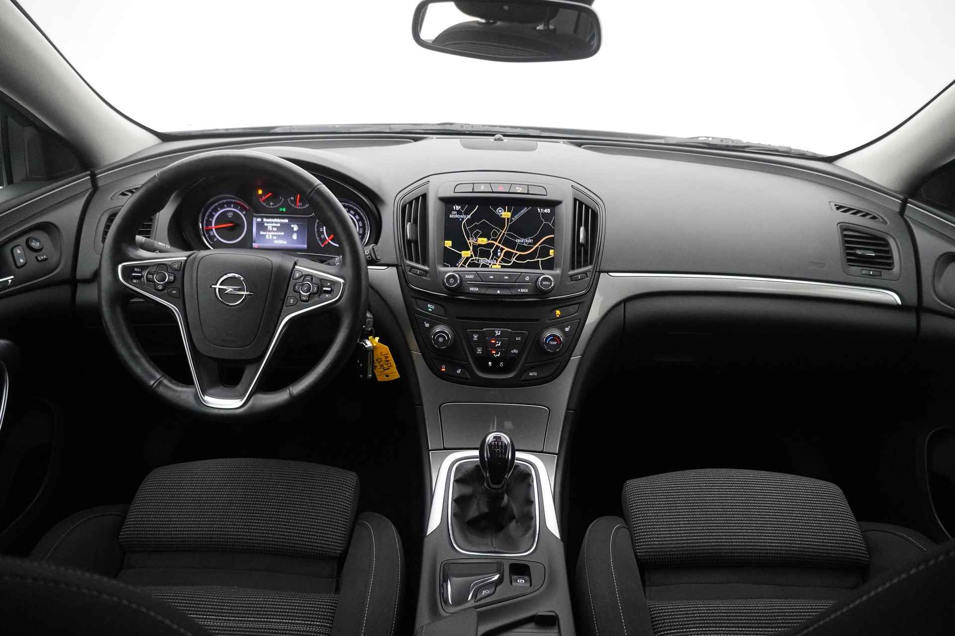 Opel Insignia BWJ 2014 1.4 T 141 PK EcoFLEX Business+ NAVI / CLIMA / CRUISE / STOELVERW. / LMV / PARKEERSENSOREN / COMFORTSTOELEN - 17/31