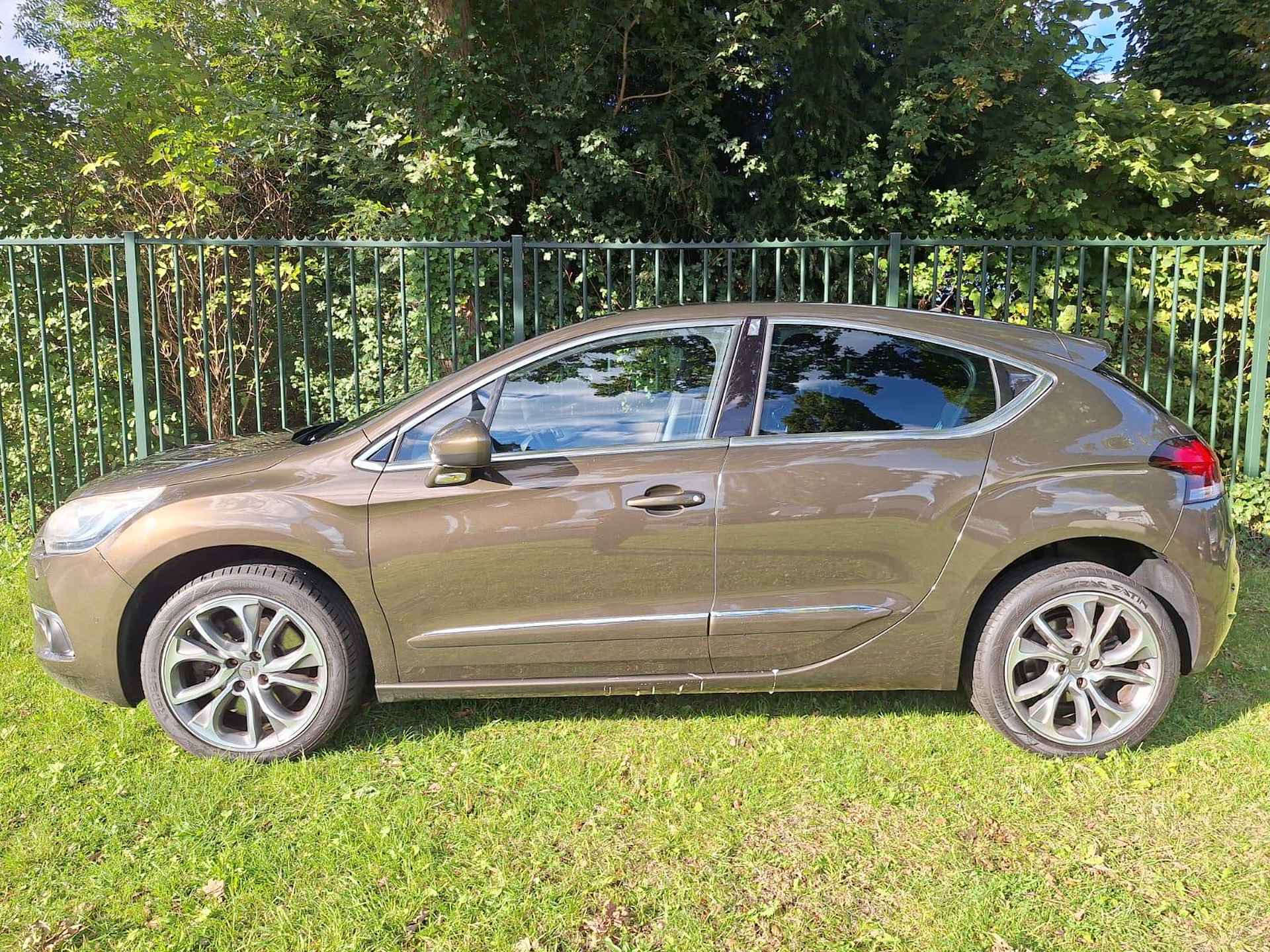 Citroen DS4 1.6 THP Sport Chic | Luxe uitvoering | incl Groot onderhoud en Garantie - 8/26