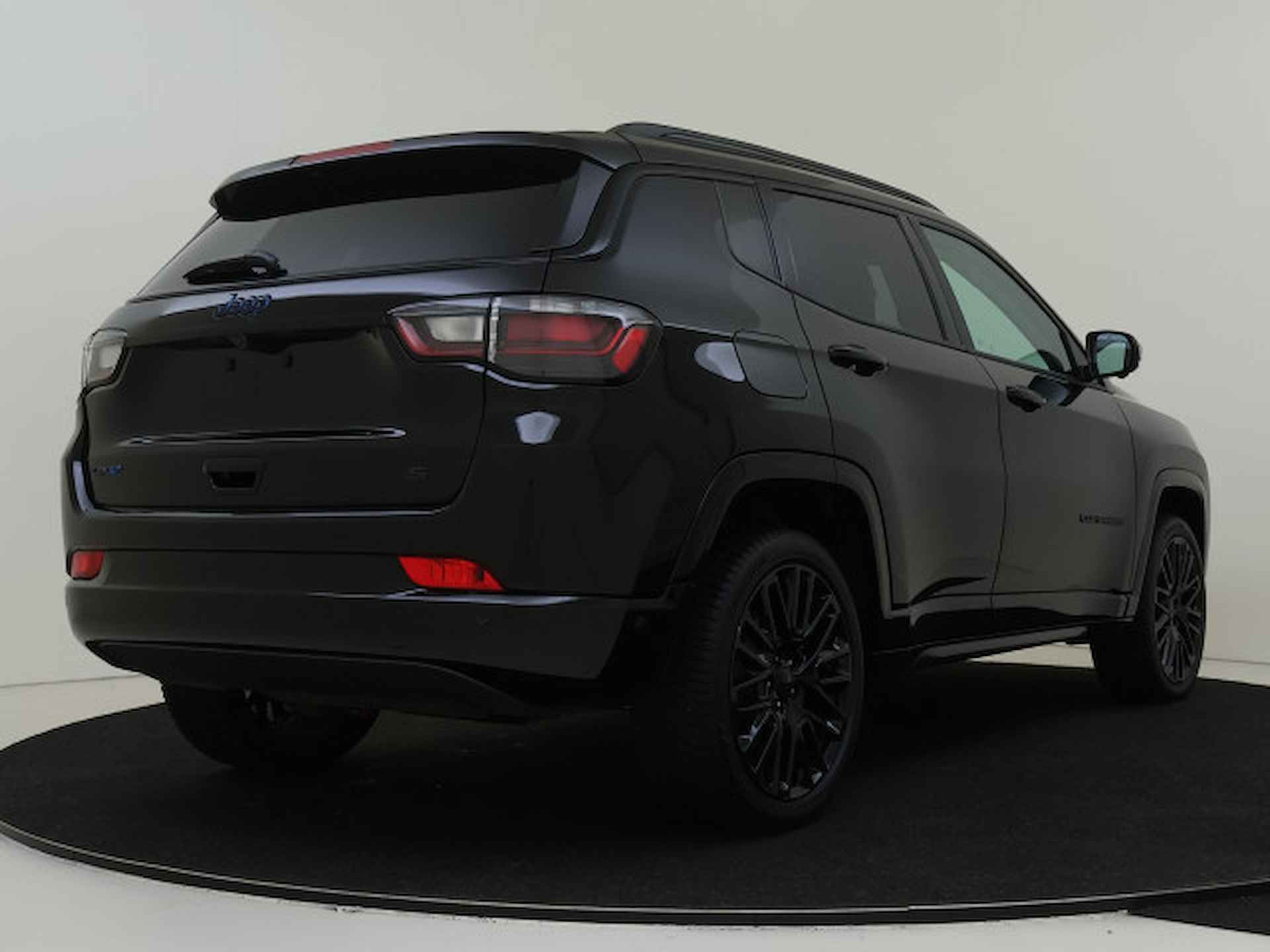 Jeep Compass 4xe 240 Plug-in Hybrid Electric S - 9/36