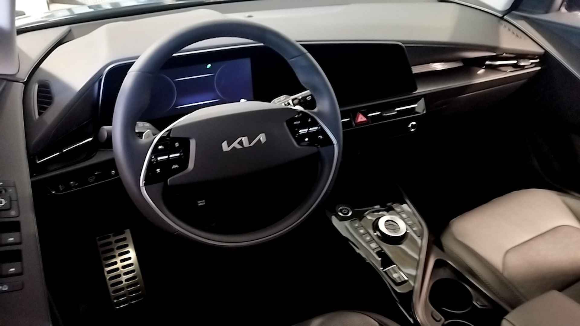 Kia Niro EV 64.8kWh ExecutiveLine - 3/15