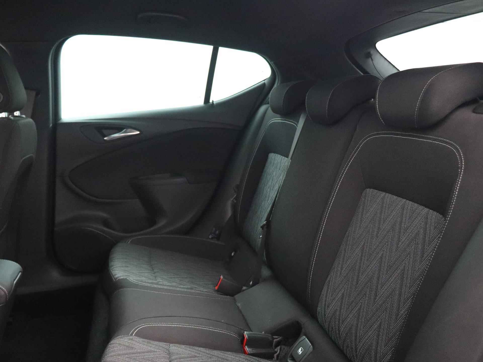 Opel Astra 1.4 Edition 2020 | Automaat | Parkeersensoren | Apple Carplay/Android Auto | AGR-Stoel | - 10/19