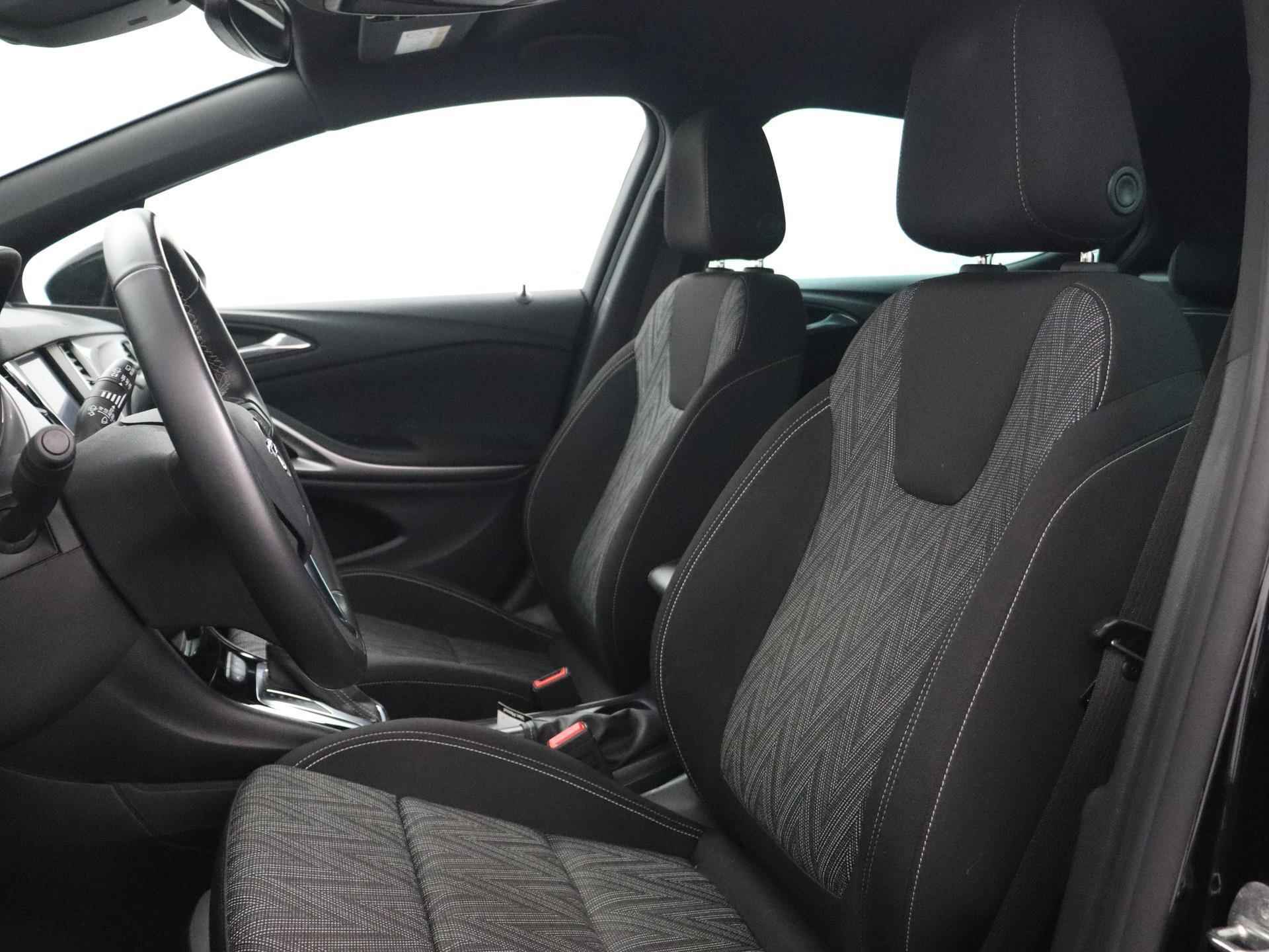 Opel Astra 1.4 Edition 2020 | Automaat | Parkeersensoren | Apple Carplay/Android Auto | AGR-Stoel | - 17/19