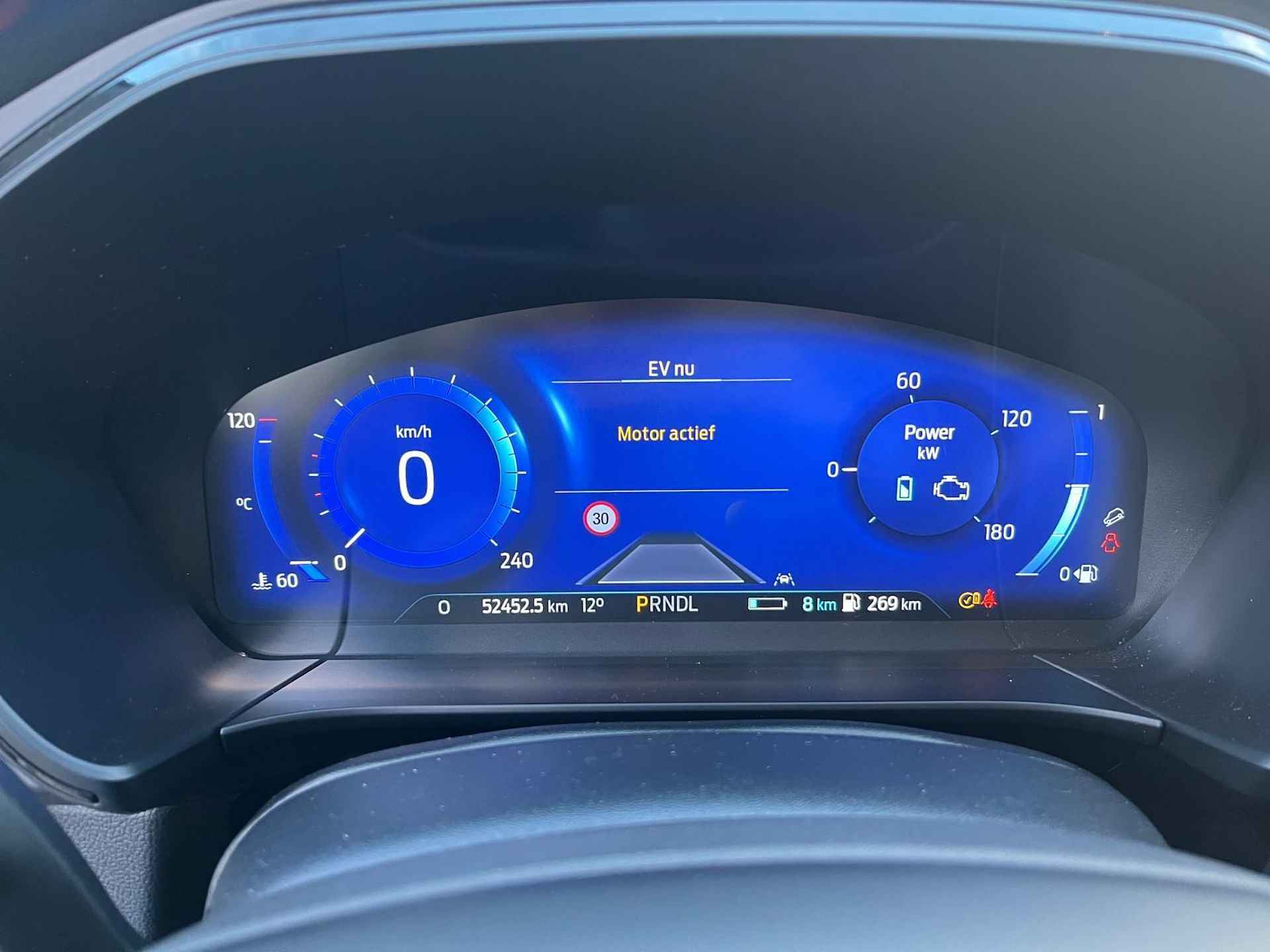 Ford Kuga 2.5 PHEV ST-Line X | Dealer onderhouden | Automaat | Navigatie | Apple carplay & Android auto | Parkeersensoren V+A | achteruitrijcamera | Panorama dak | Trekhaak | Head up display | - 15/37