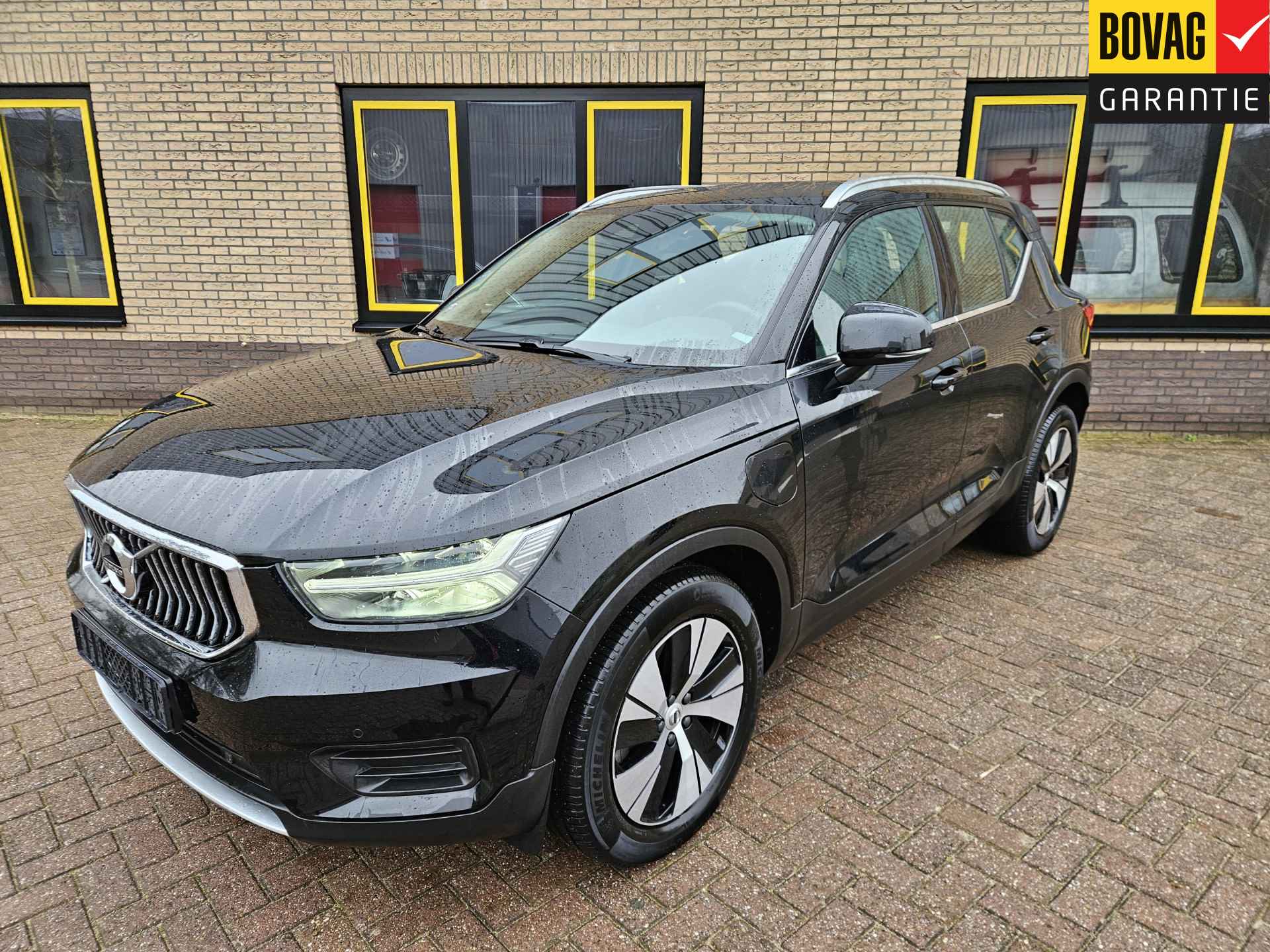 Volvo XC40 1.5 T4 Recharge Inscription Business Noir Plug in Hybride , leder zwart