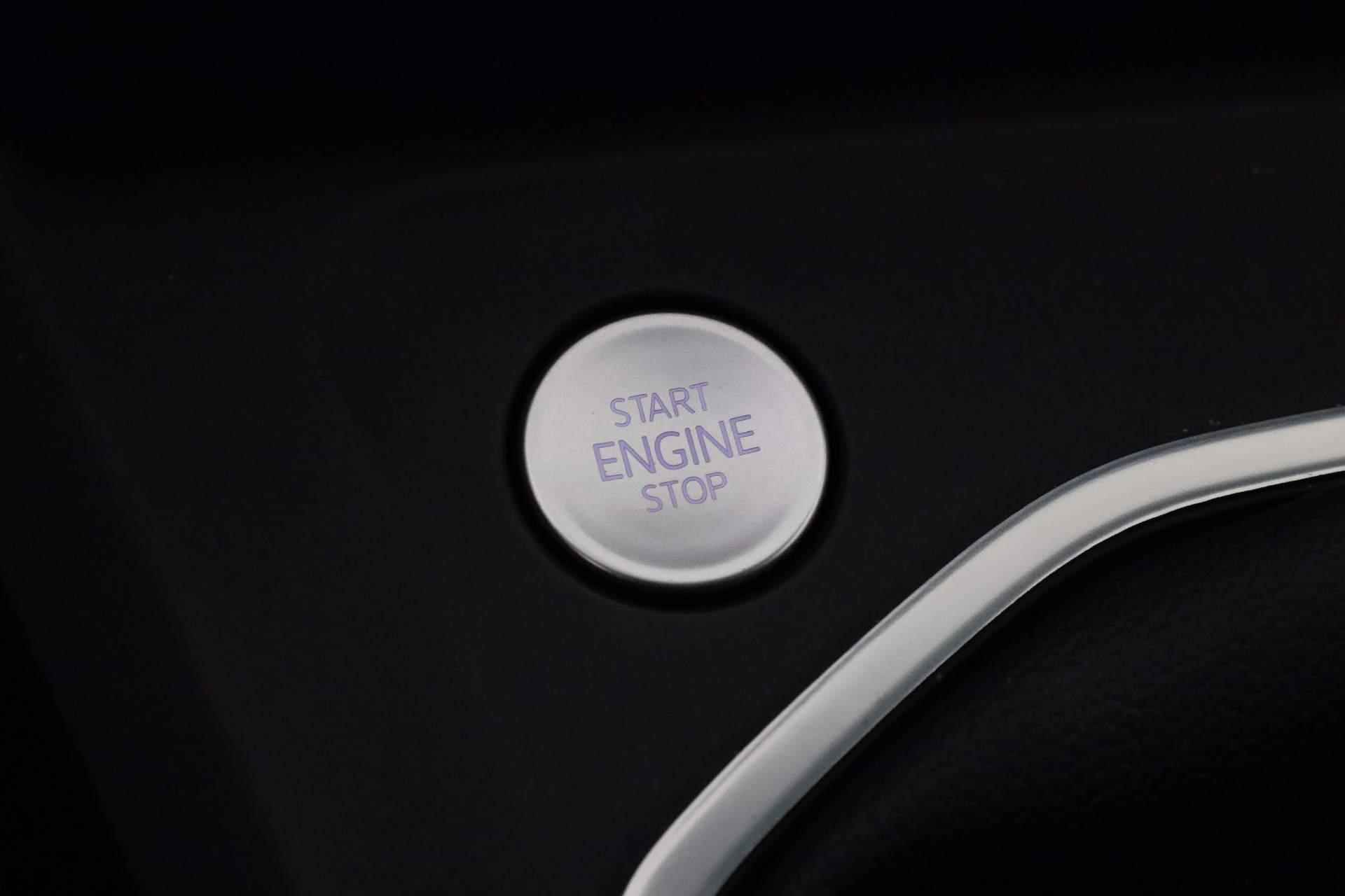 Volkswagen Golf Variant 1.0 TSI 110PK Life Business | LED | Keyless | Trekhaak | 16 inch - 13/41