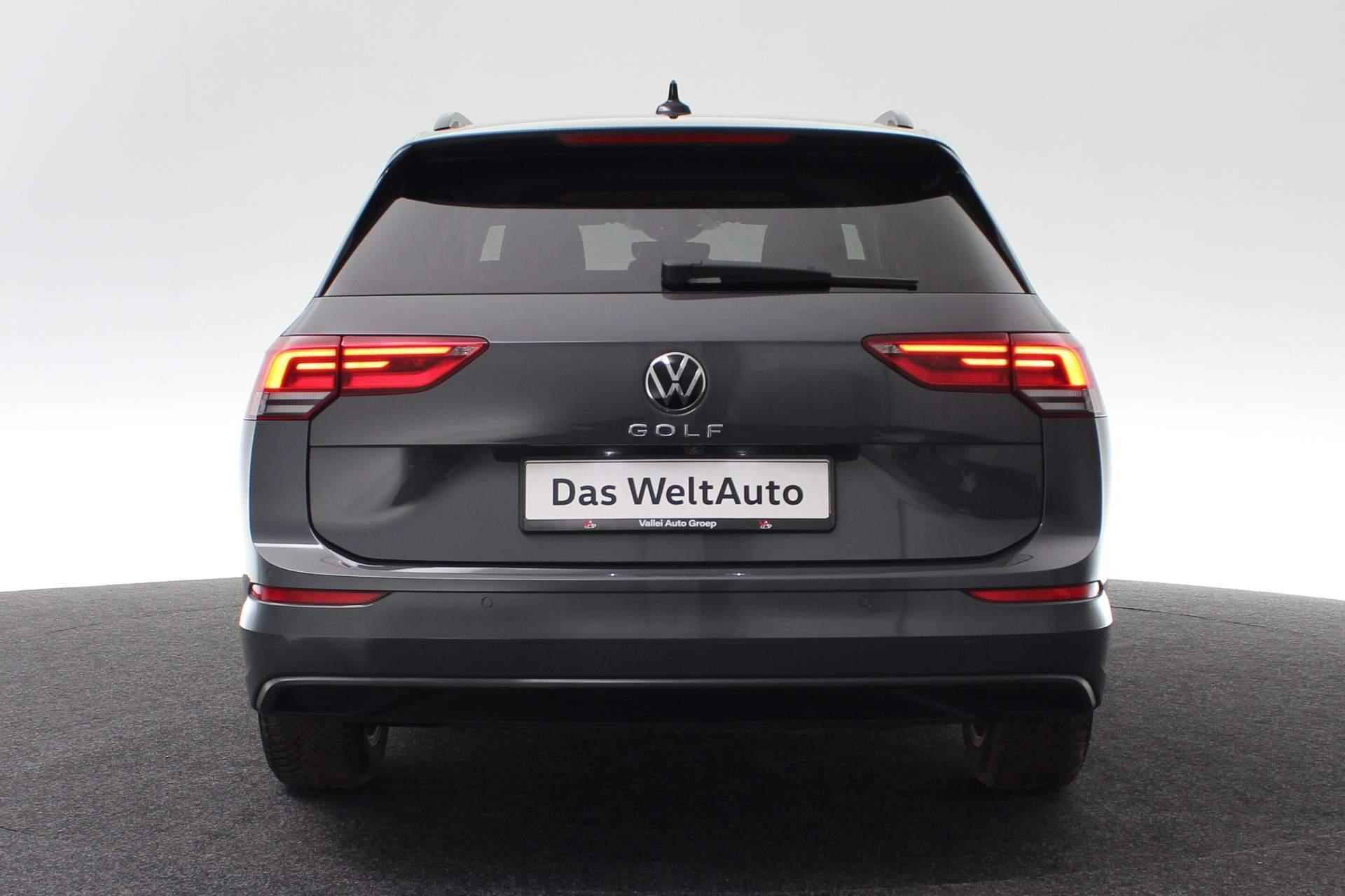 Volkswagen Golf Variant 1.0 TSI 110PK Life Business | LED | Keyless | Trekhaak | 16 inch - 17/41