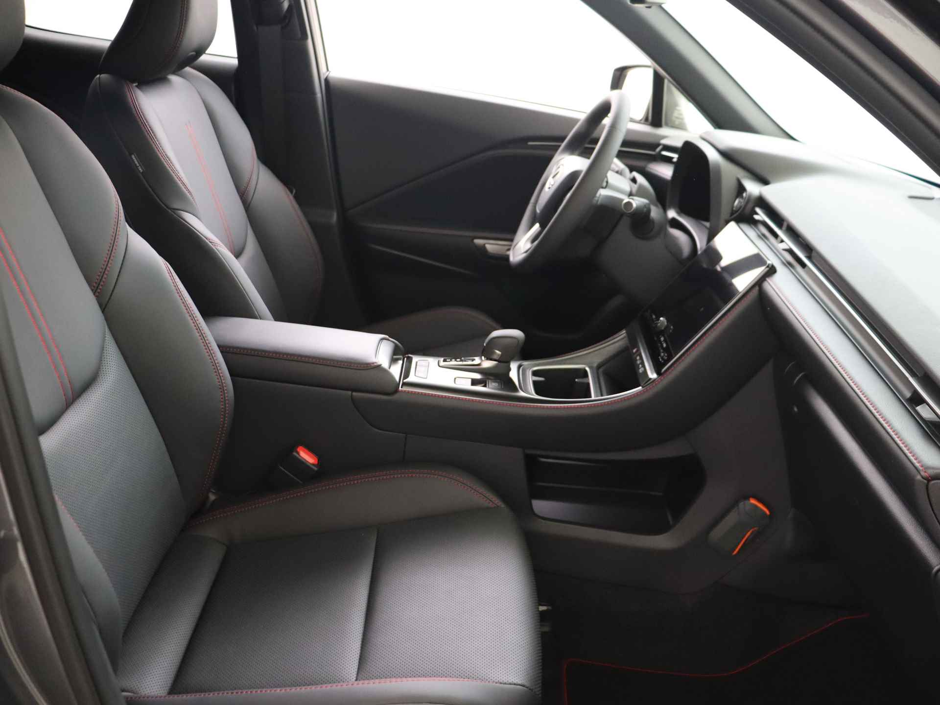 Lexus LBX Emotion 2WD | Lederen Bekleding | Stoelverwarming | Bi-Tone | - 27/48