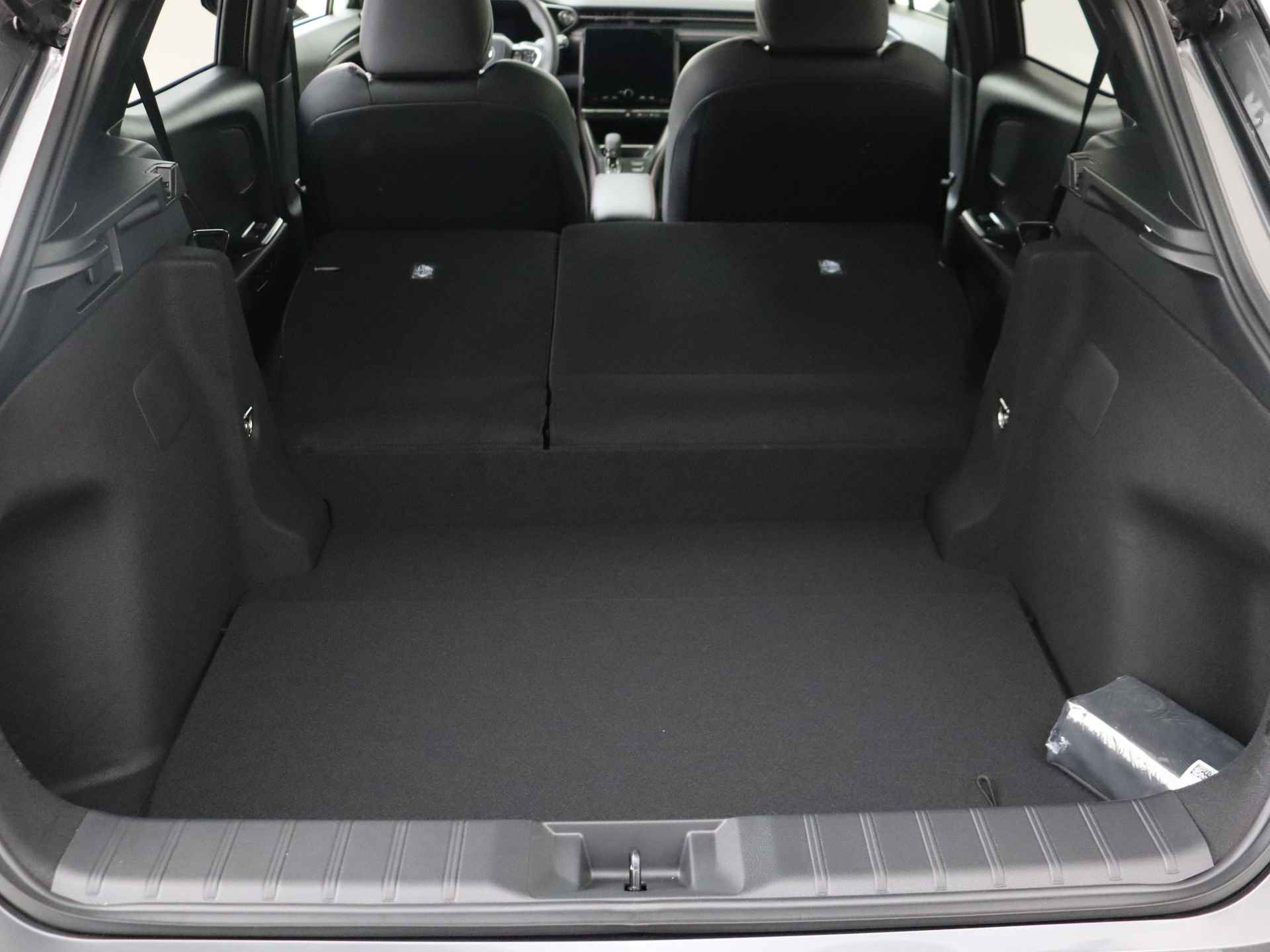 Lexus LBX Emotion 2WD | Lederen Bekleding | Stoelverwarming | Bi-Tone | - 38/48