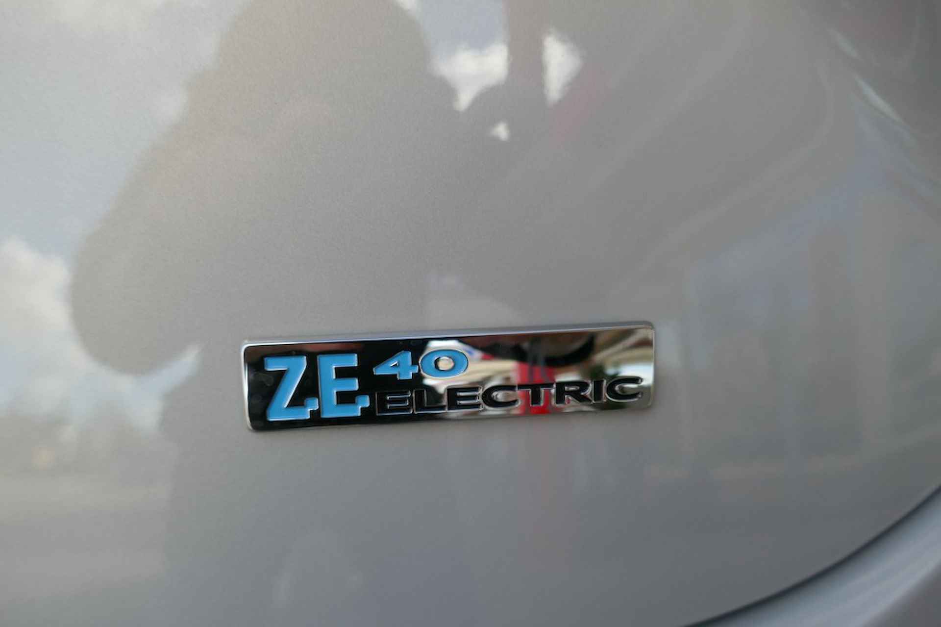 RENAULT Zoe R90 BOSE 41 kWh  INCL. ACCU/CAMERA/INCL.BTW/2000,- SUBSIDIE - 33/48