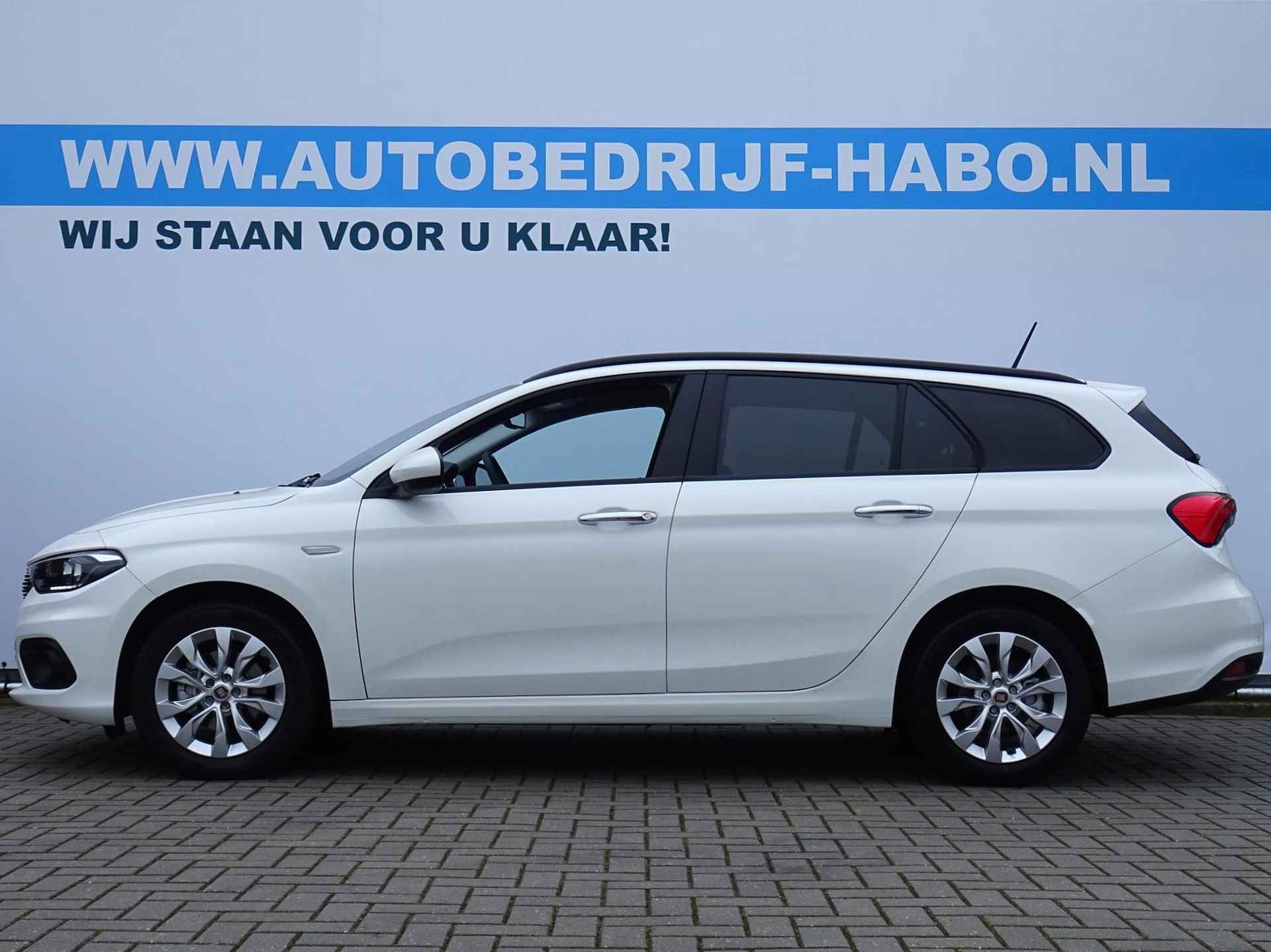 Fiat Tipo Stationwagon 1.6 16V BUSINESS LUSSO AUTOMAAT ECC/CRUISE/NAV/CAMERA/PARK.SENS/NL.AUTO! - 12/51