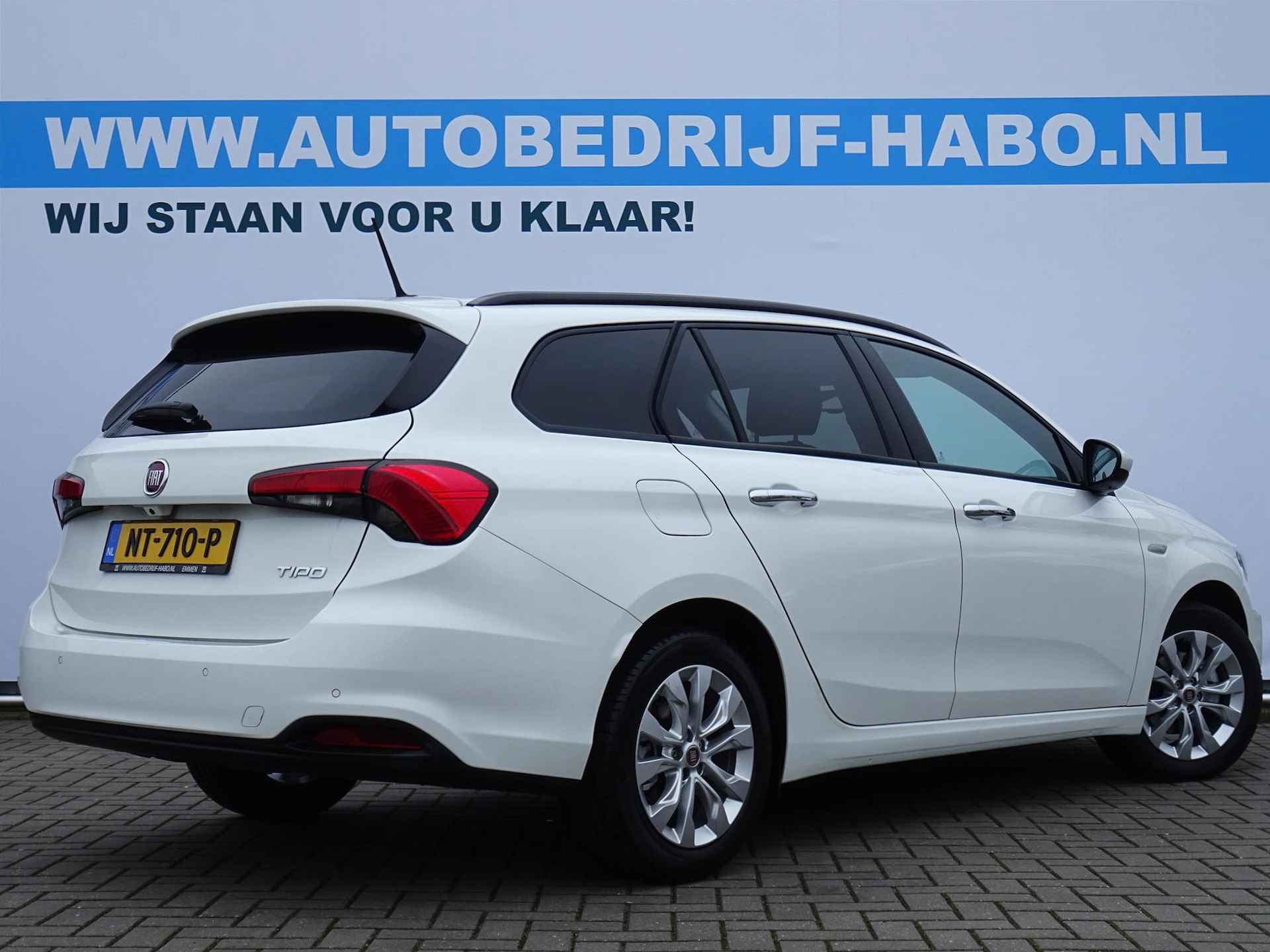 Fiat Tipo Stationwagon 1.6 16V BUSINESS LUSSO AUTOMAAT ECC/CRUISE/NAV/CAMERA/PARK.SENS/NL.AUTO! - 15/51