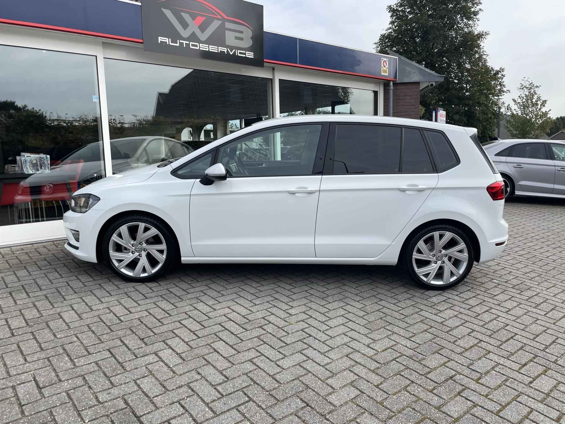 Volkswagen Golf Sportsvan 1.0 TSI I 18 Inch I Navigatie I Climate I Parkeersens - 6/27