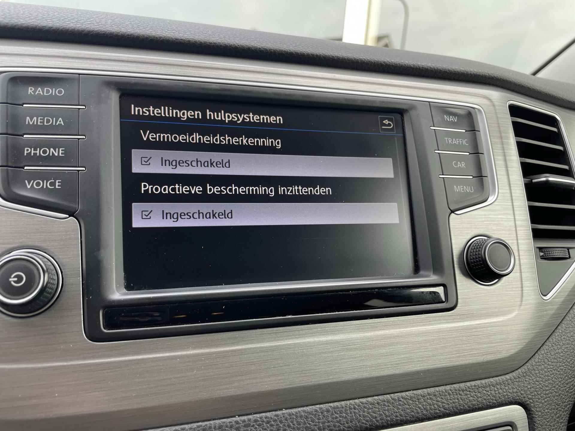 Volkswagen Golf Sportsvan 1.0 TSI I 18 Inch I Navigatie I Climate I Parkeersens - 24/27