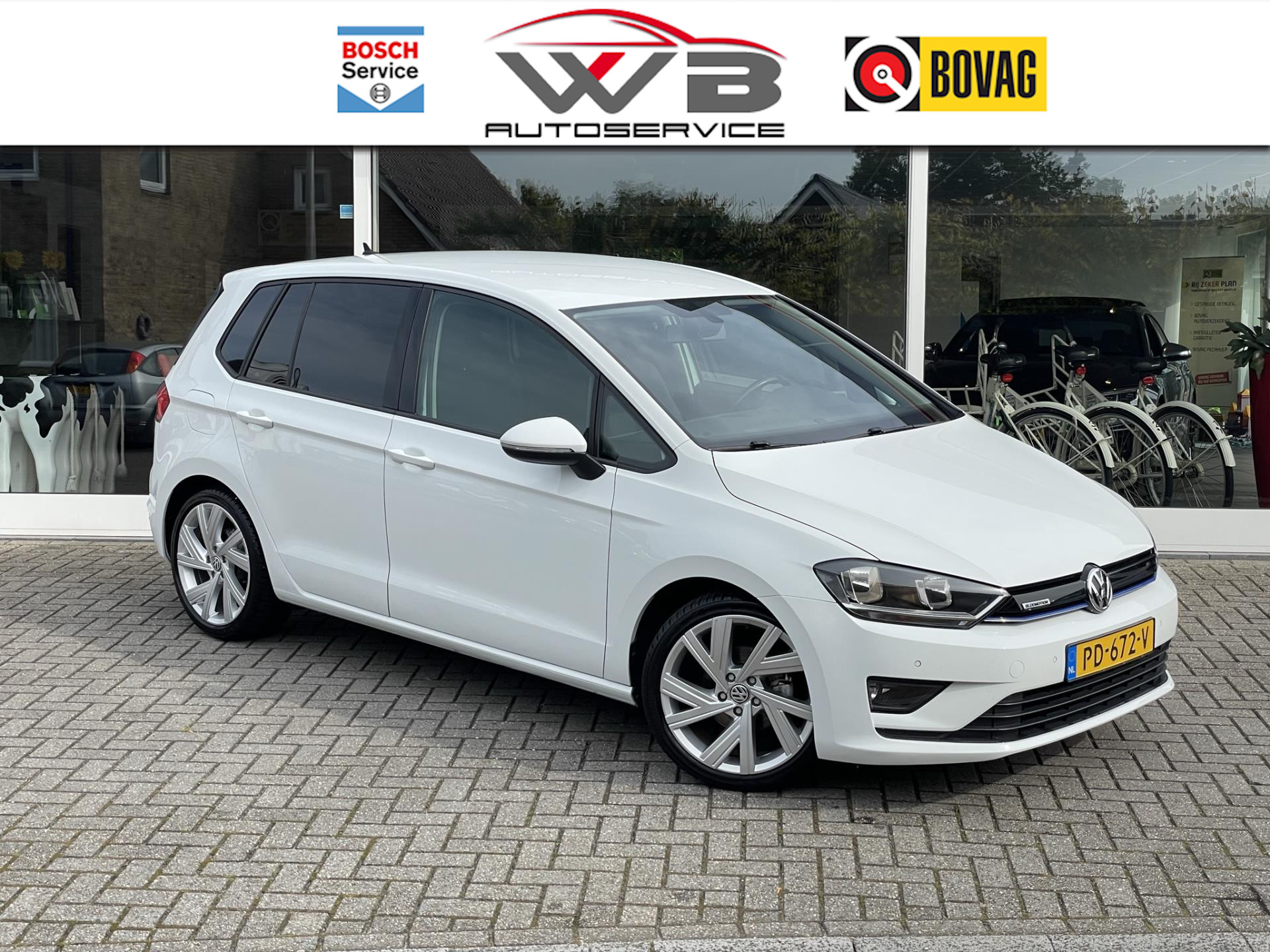 Volkswagen Golf Sportsvan 1.0 TSI I 18 Inch I Navigatie I Climate I Parkeersens bij viaBOVAG.nl