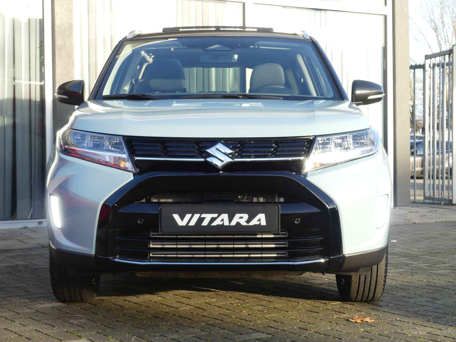 Suzuki Vitara 1.4 Boosterjet Style Smart Hybrid, NIEUW, 6 jaar GARANTIE! Panoramic roof, Leder/alcantara bekleding, Navigatie - 7/29