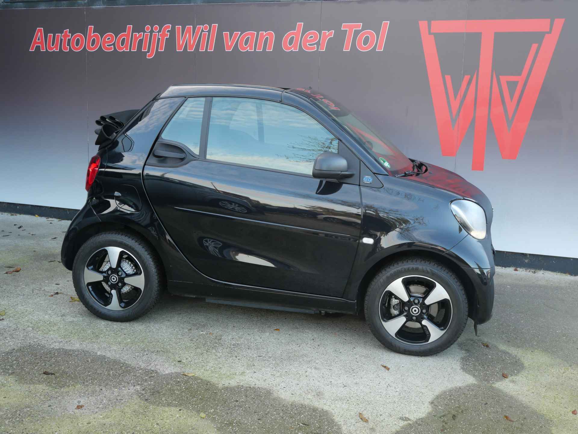 Smart EQ fortwo CABRIO | 22 KW SNELLADEN | CRUISE | CLIMA | 6.500 KM!!