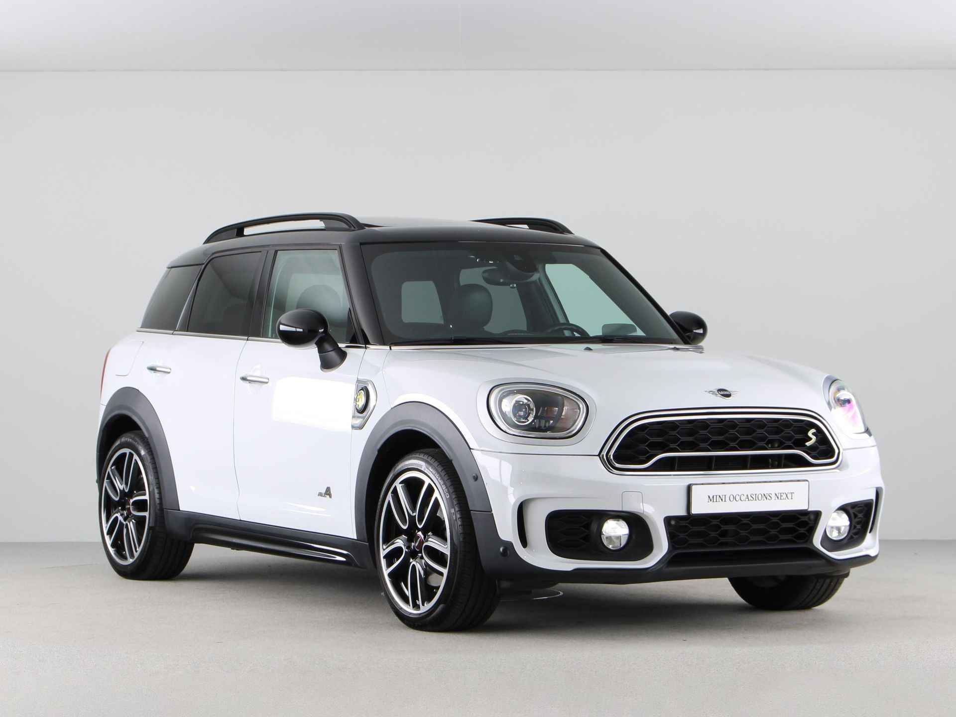 MINI Countryman Cooper SE ALL4 JCW-Trim - 9/26