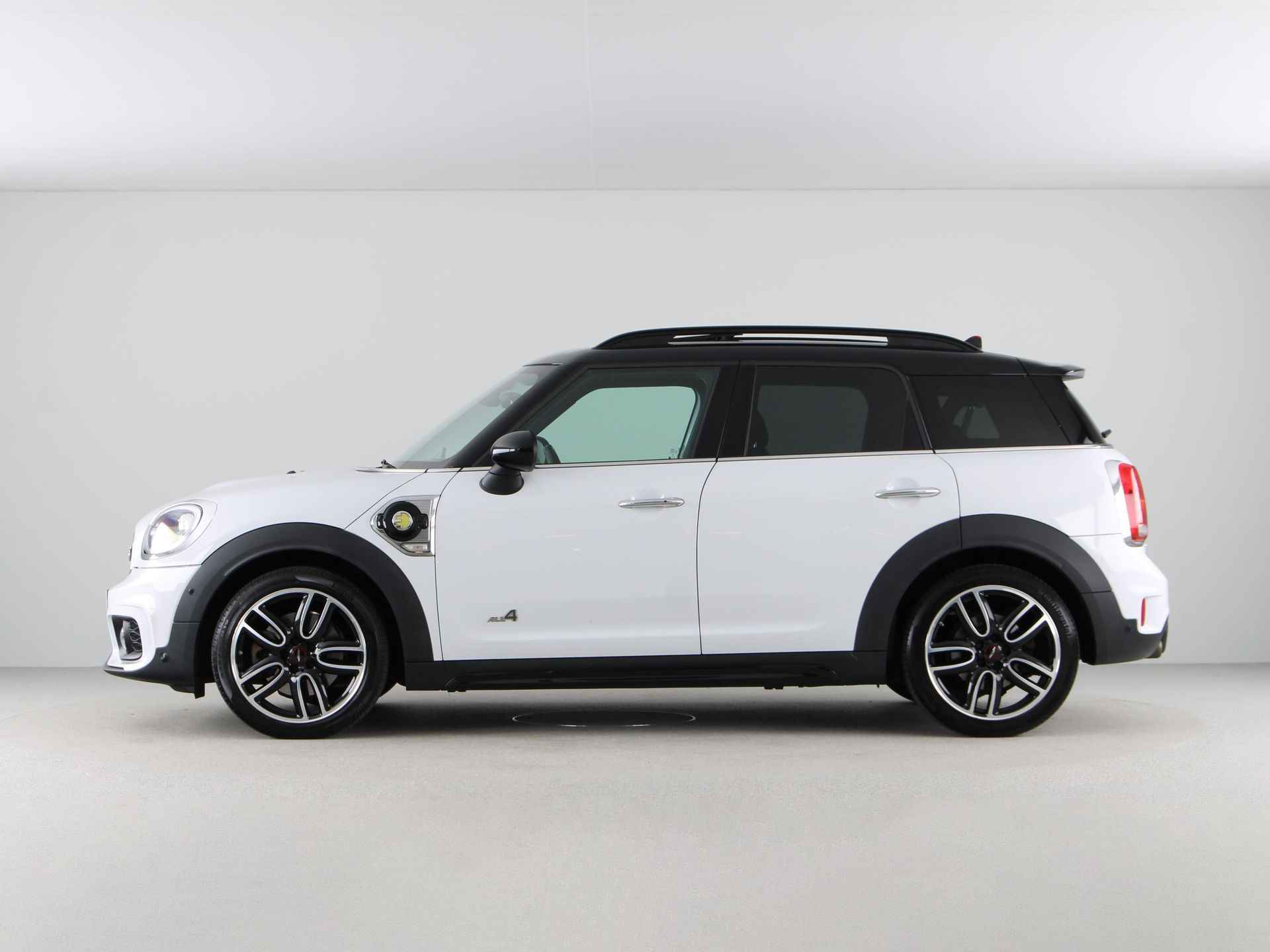 MINI Countryman Cooper SE ALL4 JCW-Trim - 14/26