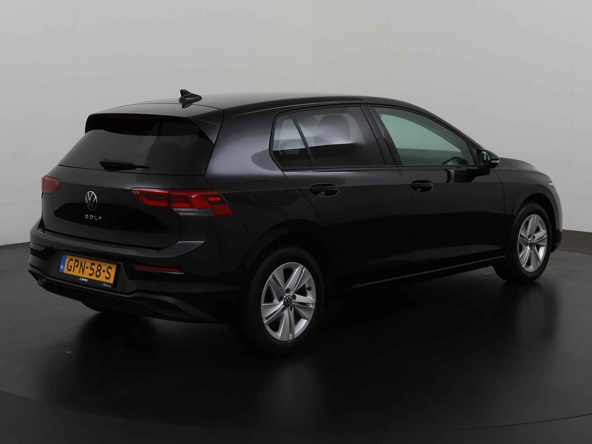 Volkswagen Golf 1.5 TSI Life  | Stoelverwarming | Navigatie | Zondag Open! - 4/36