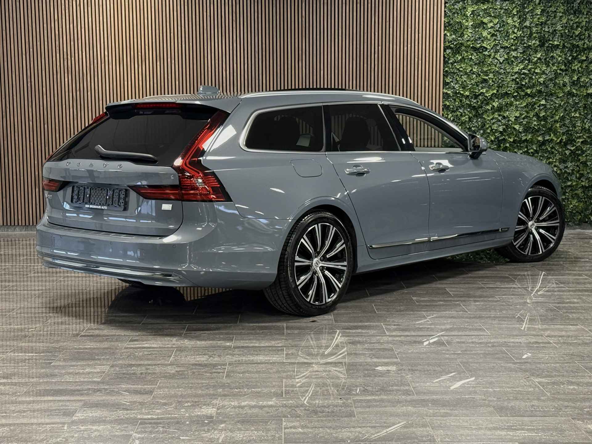 Volvo V90 T6 AWD Recharge Inscription | Trekhaak | Schuifdak | Harman Kardon | Stoelventilatie | Adaptieve Cruise Control | Standkachel me - 3/39