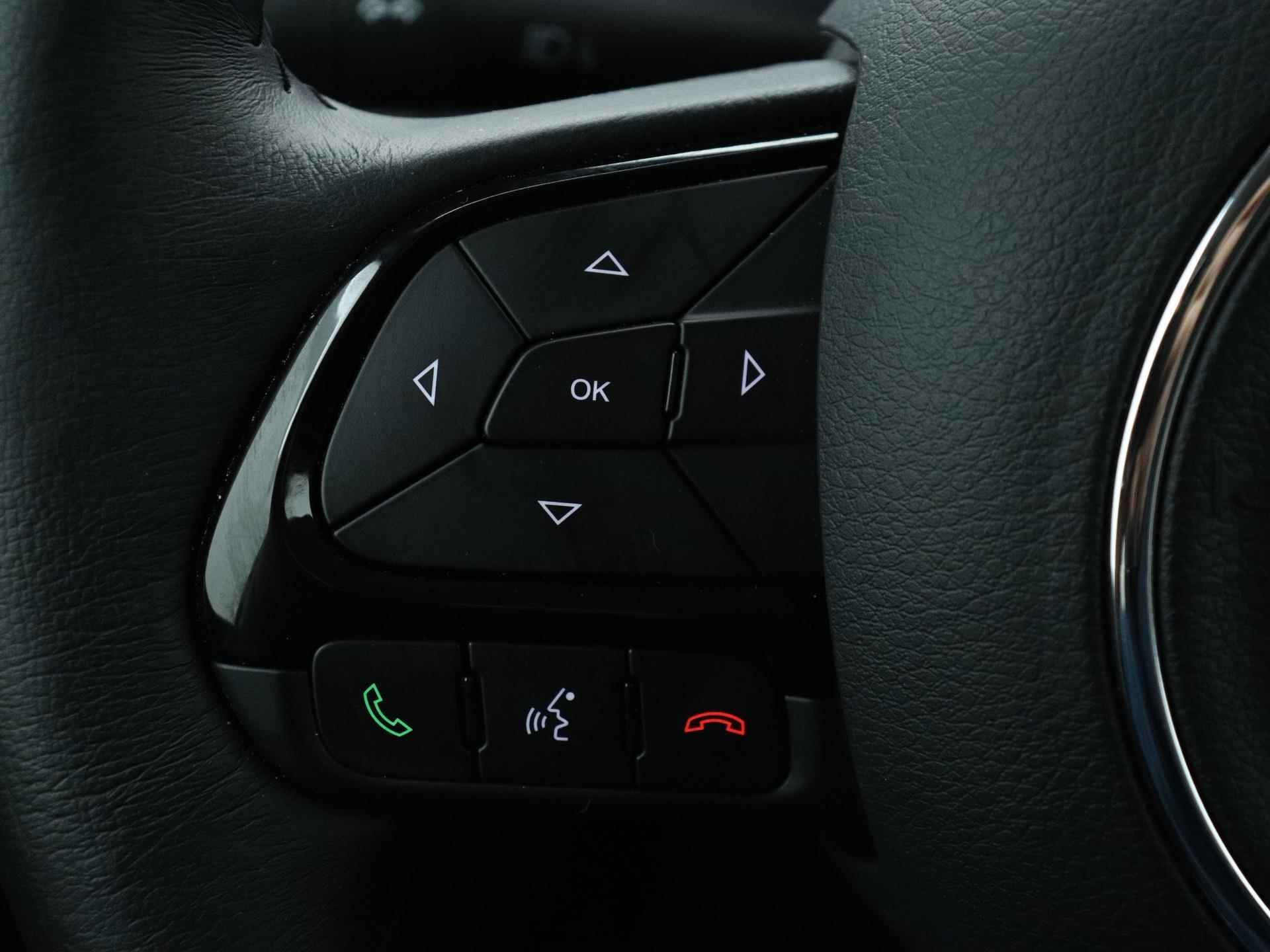 Jeep Renegade e-Hybrid Upland 130pk Automaat | Navigatie | Camera | Dodehoek Detectie | Adaptieve Cruise Control | Voorstoelen/ Stuur Verwarmd - 27/38