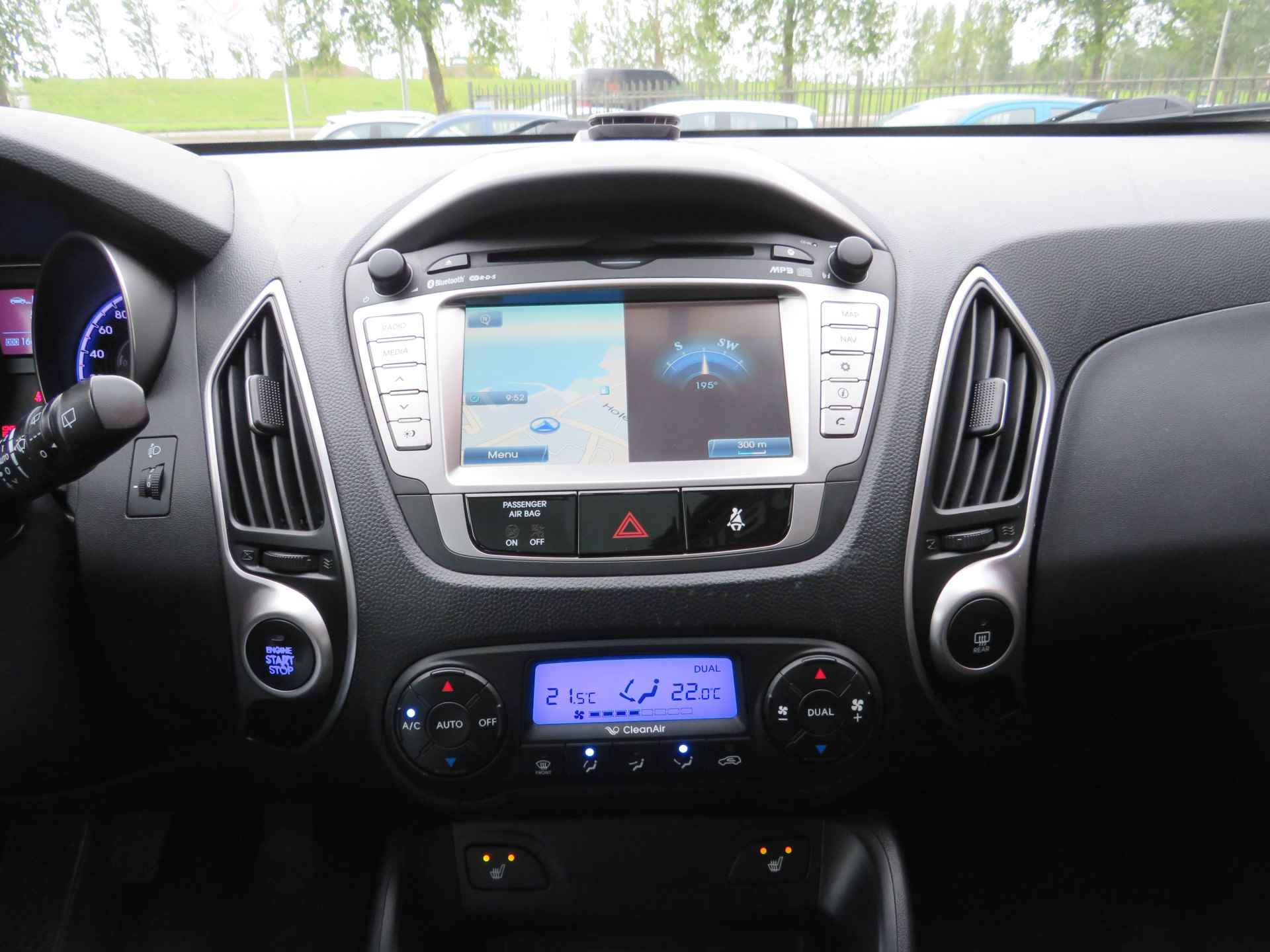 Hyundai ix35 2.0i i-Catcher| 165-PK| | Clima-Airco | Navigatie | Parkeercamera | Incl. Garantie | Trekhaak | - 33/43