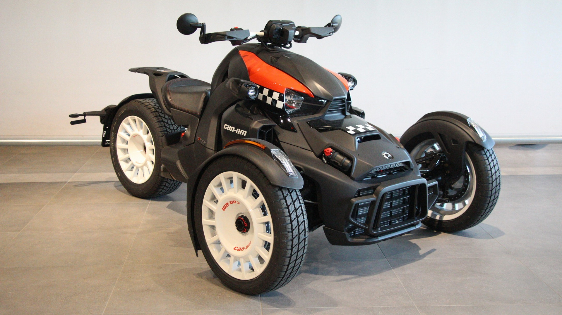 CAN-AM RYKER 900 RALLY EXTRA VEEL VOORDEEL OP ALLE CAN-AM MODELLEN