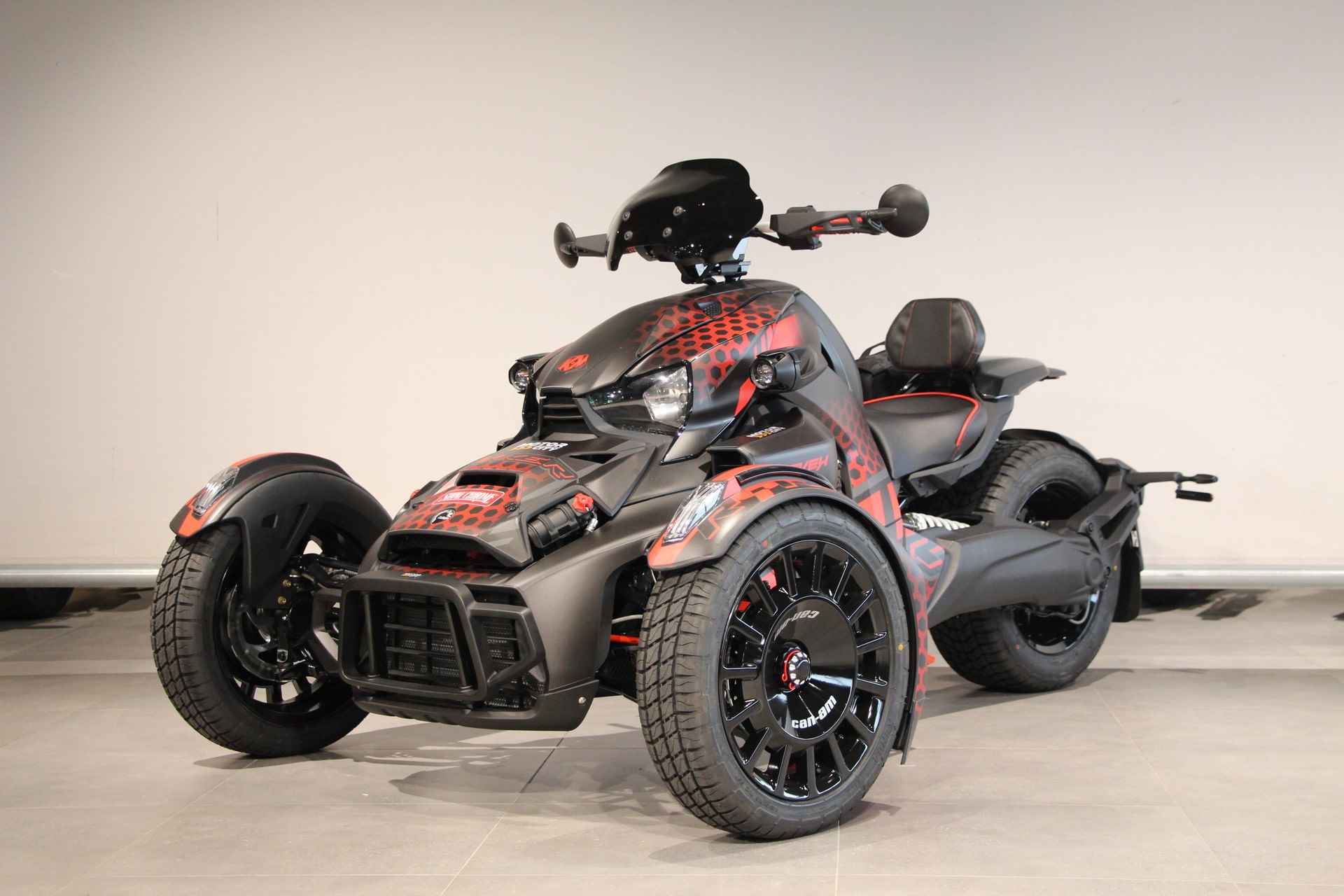 CAN-AM RYKER 900 RALLY EXTRA VEEL VOORDEEL OP ALLE CAN-AM MODELLEN - 4/17