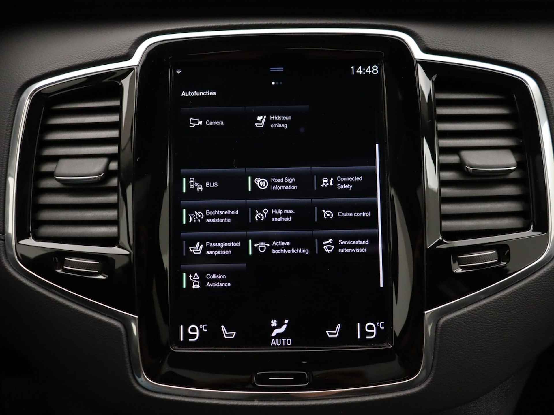 Volvo XC90 T8 PLUG-IN HYBRID INSCRIPTION DAB+ PANORAMADAK MASSAGE STOELEN A - 35/51