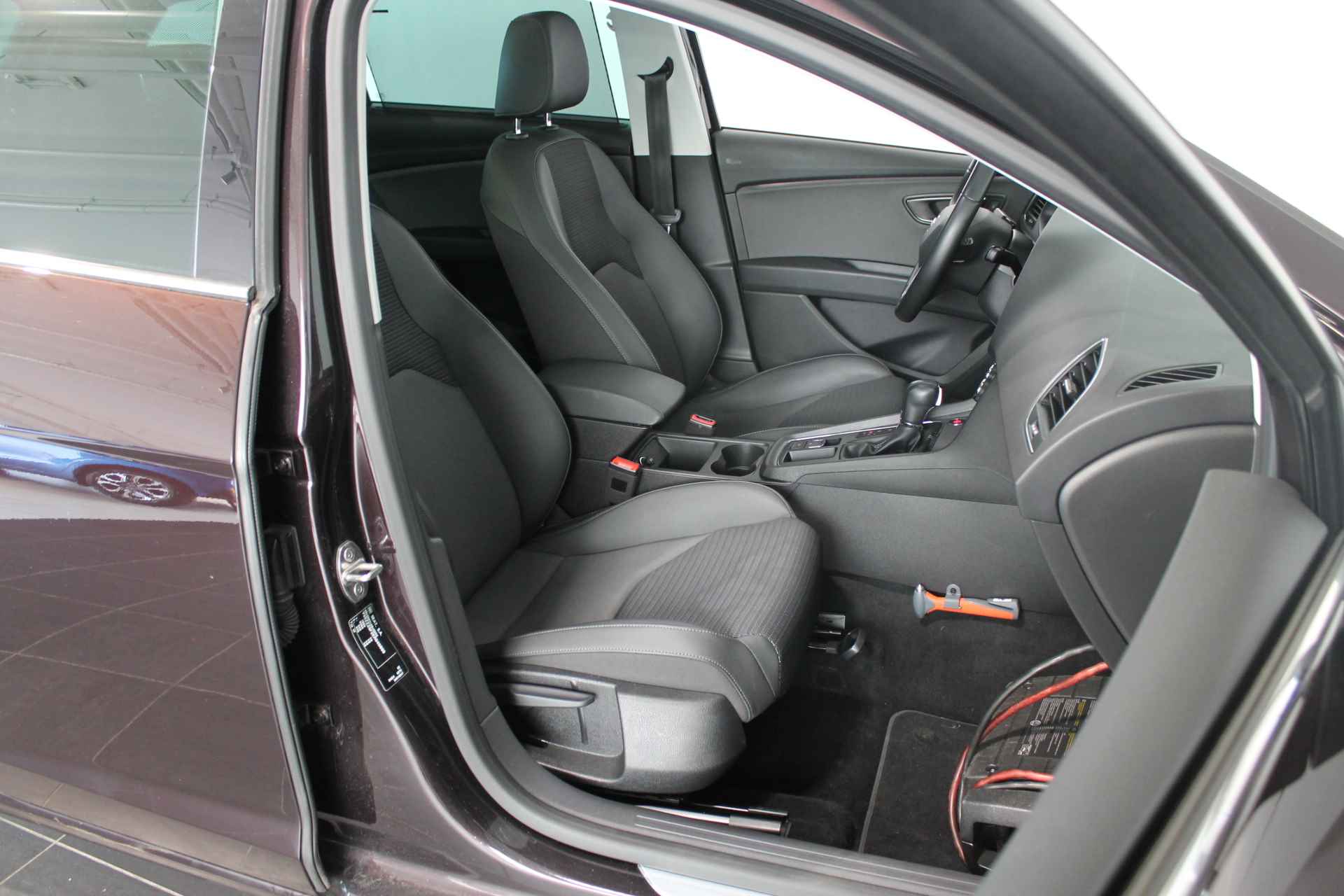 Seat Leon Sportstourer 1.5 TSI 150PK Xcellence Business Intense - 9/23