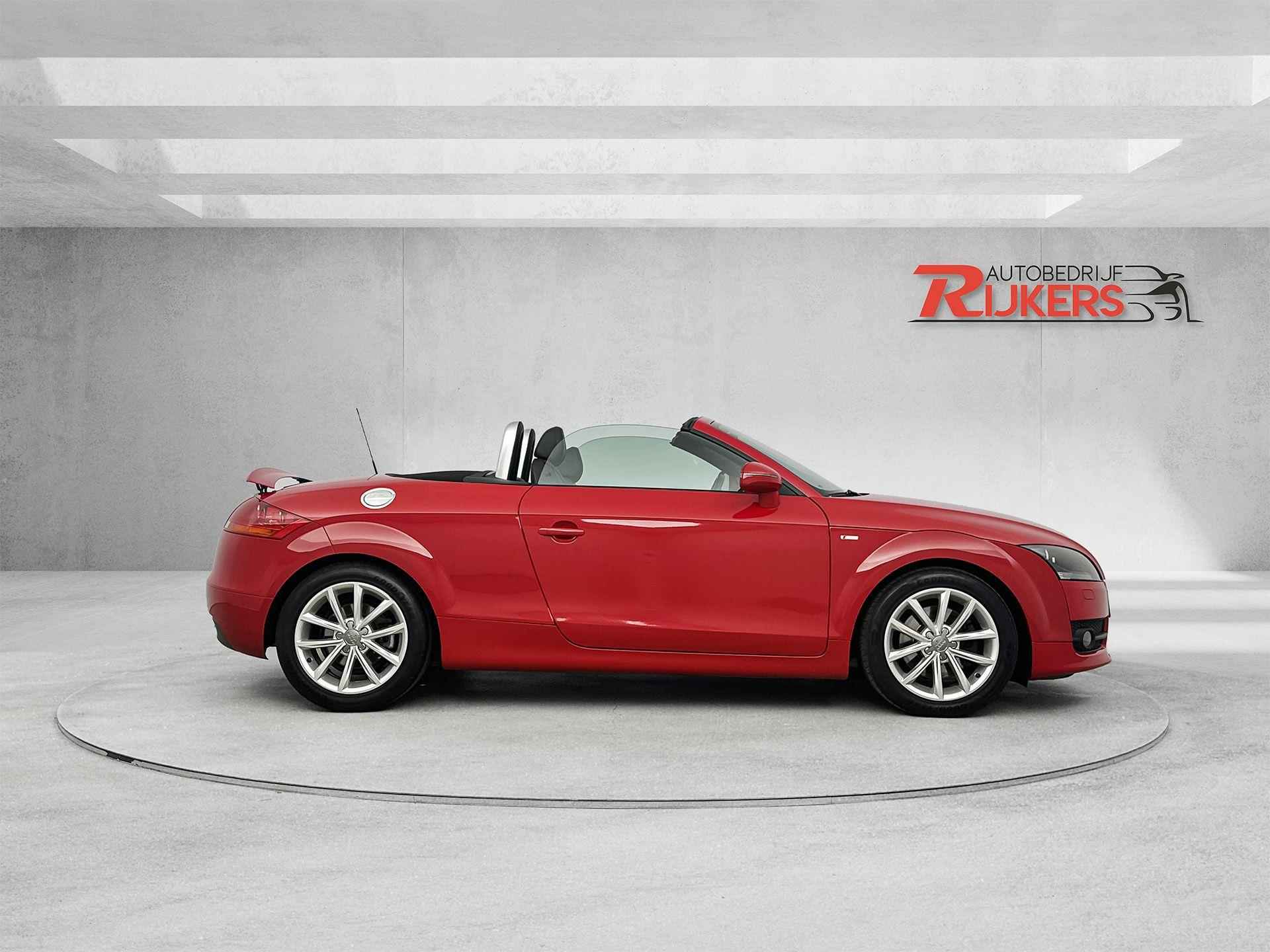 Audi TT Roadster 2.0 TFSI 200pk,Climate Control,Stoelverwarming,Spoiler achter,Leder/alcantara stoelen,Distributieverv bij 156dkm - 7/42