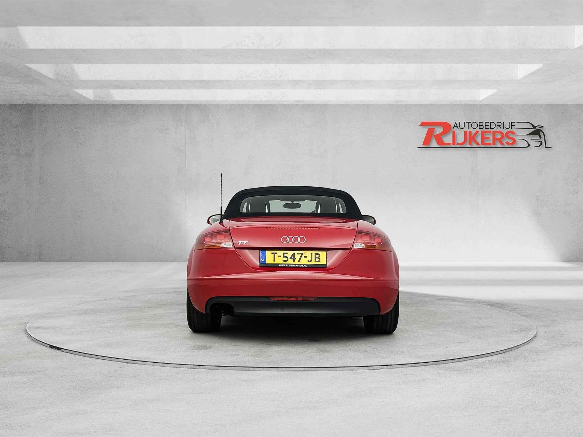 Audi TT Roadster 2.0 TFSI 200pk,Climate Control,Stoelverwarming,Spoiler achter,Leder/alcantara stoelen,Distributieverv bij 156dkm - 21/42