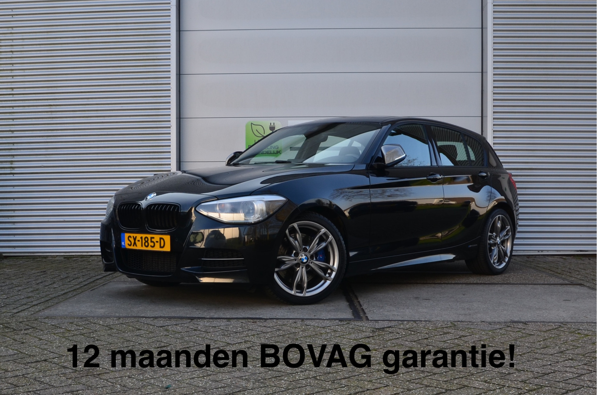 BMW 1-serie M135i xDrive High Executive Pano, Leder, Alu, fin. 431,- p/mnd bij viaBOVAG.nl