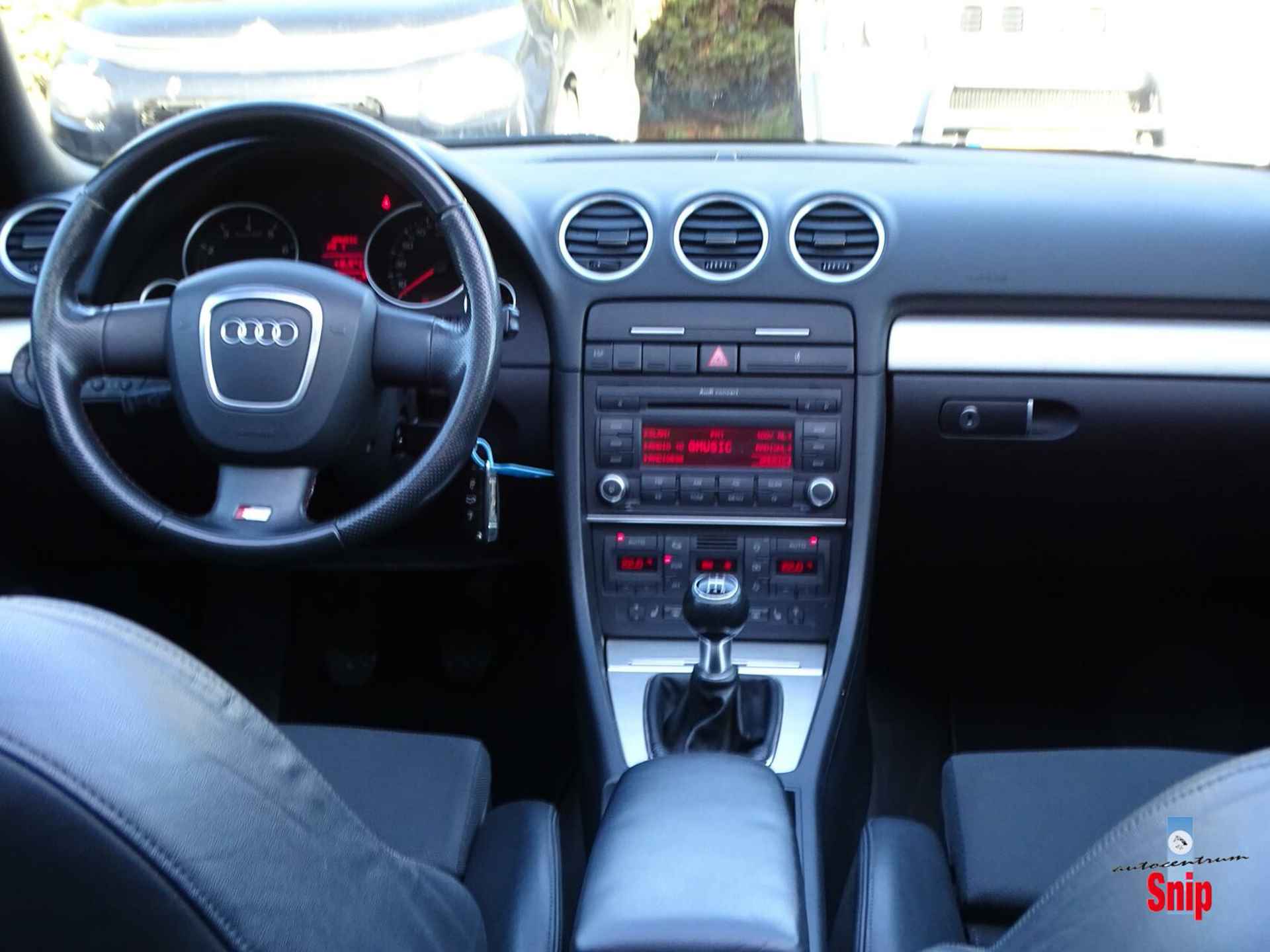 Audi A4 Cabriolet 1.8 Turbo - 3/26