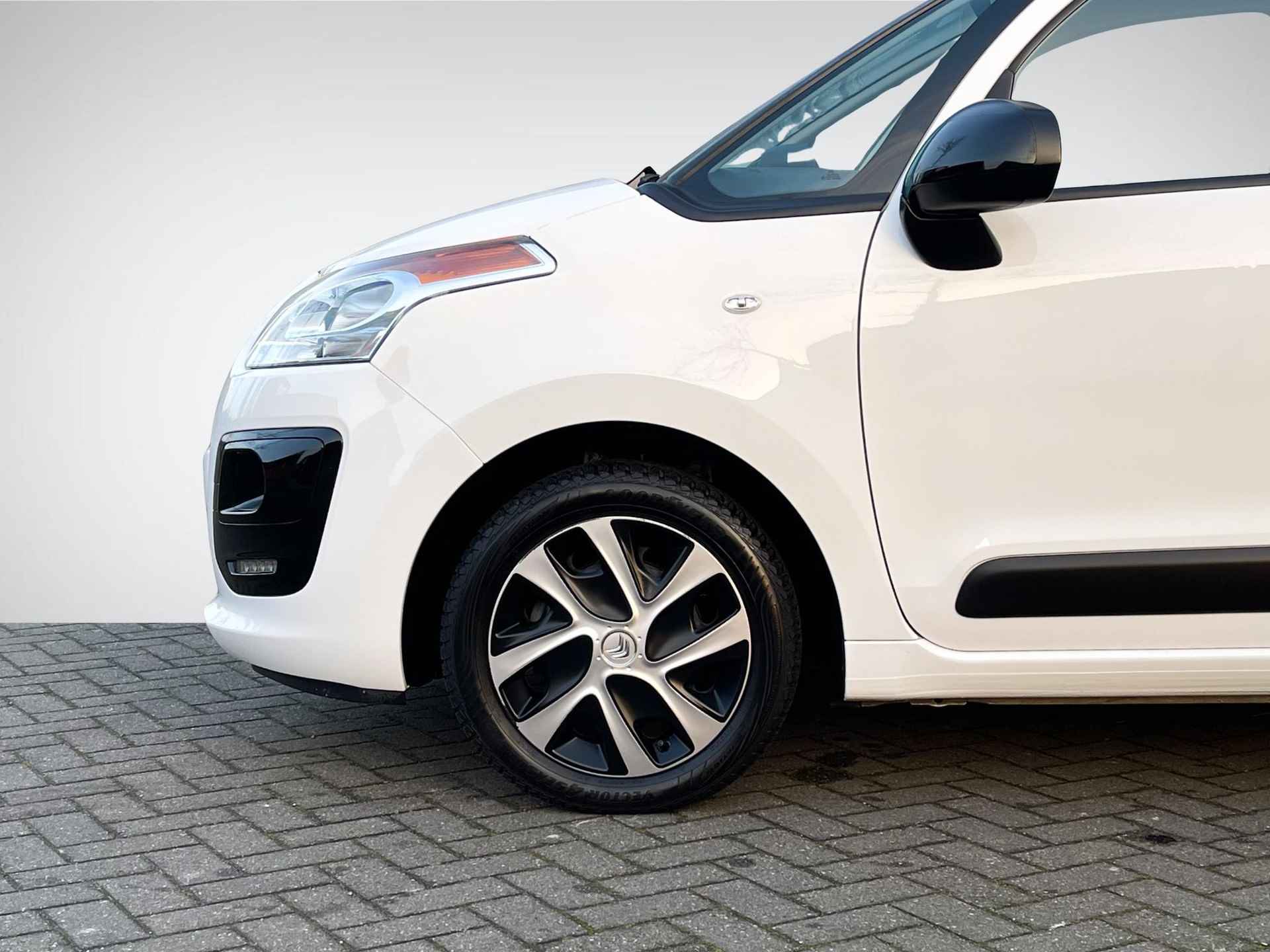 Citroen C3 Picasso 1.2 PureTech Tendance | Airconditioning | Cruise Control | Radio-CD/MP3 Speler | Elek. Ramen Voor | Rijklaarprijs! - 8/22