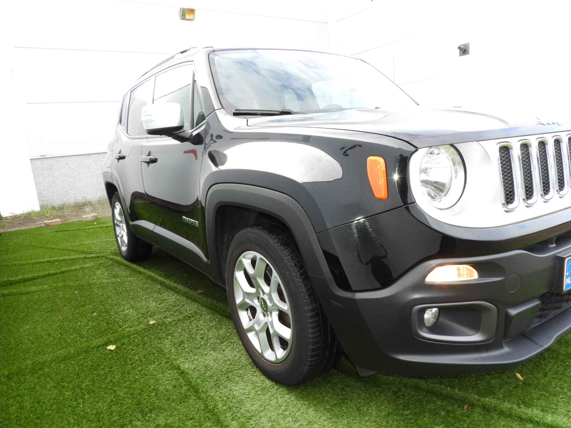 Jeep Renegade 1.4 MultiAir 140pk FWD Limited - 26/32