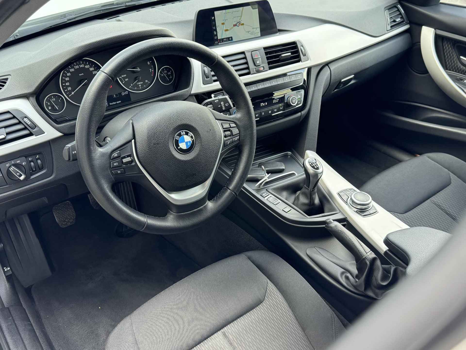 BMW 3-serie Touring 318i Executive - 6/41