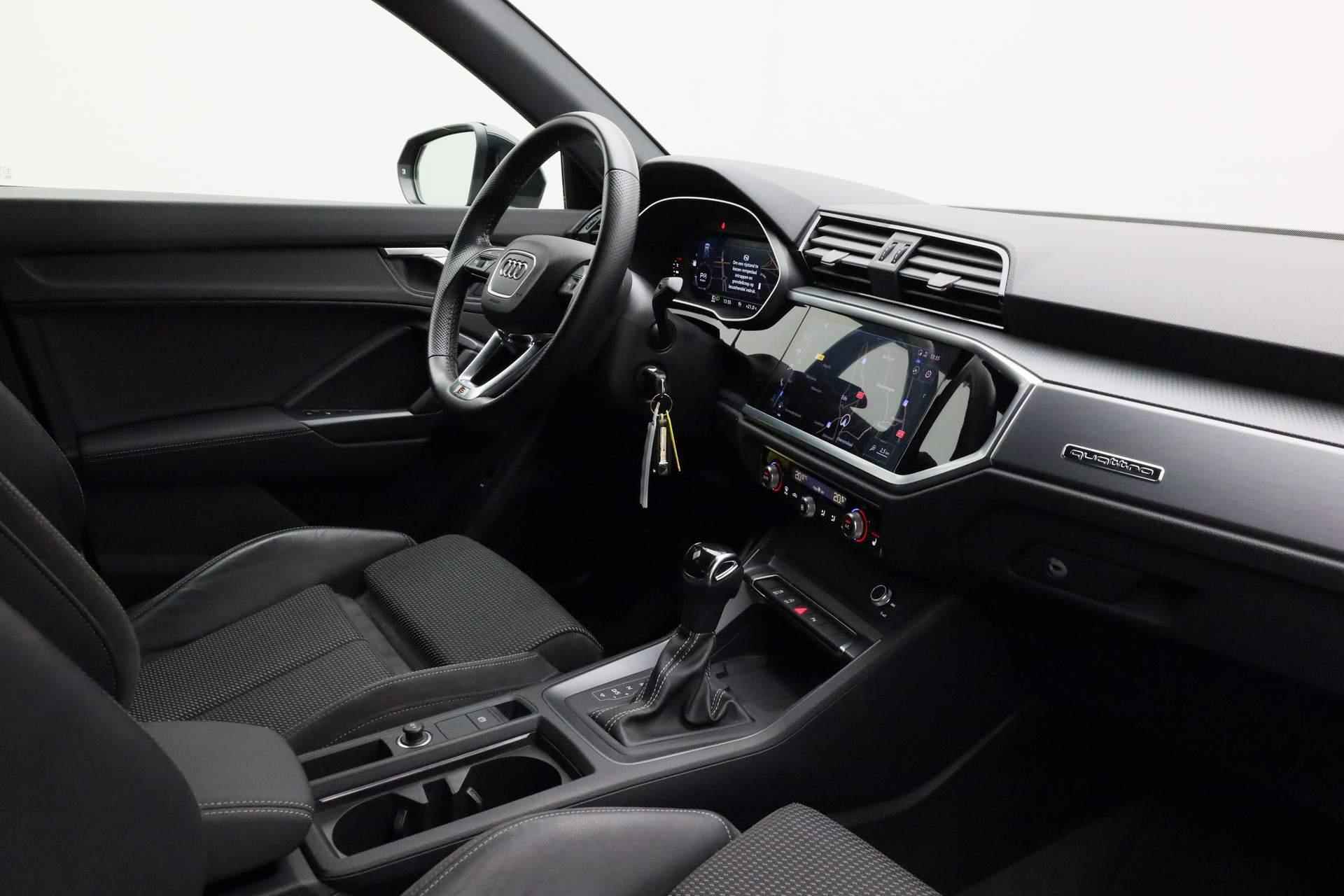 Audi Q3 40 TFSI 190PK S-tronic quattro S Edition | Matrix LED | 19 inch | ACC | Navi | Camera - 37/41