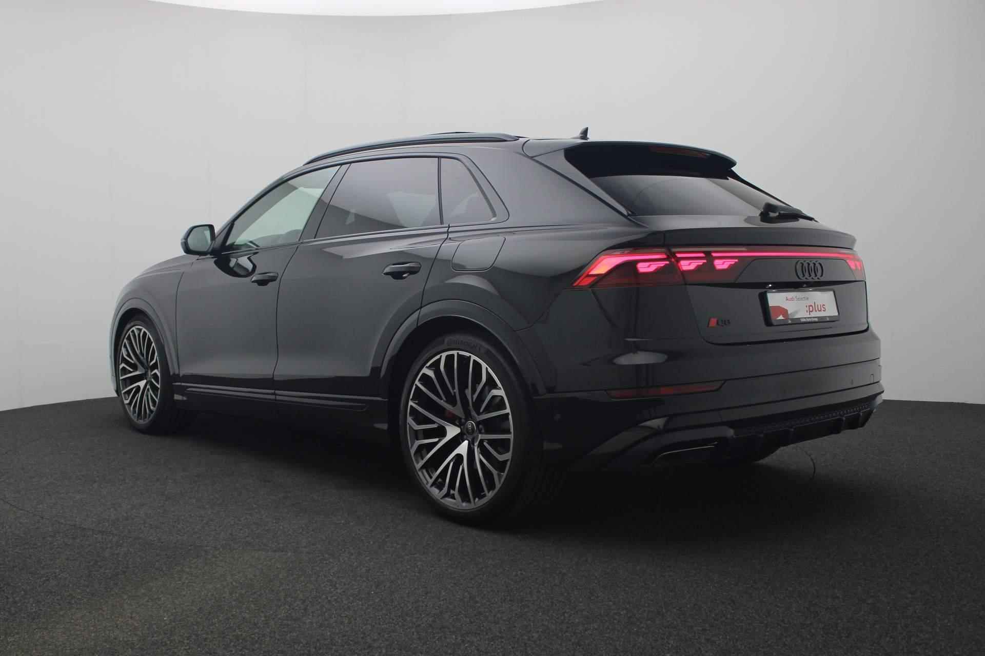 Audi Q8 60 TFSI e 490PK tiptronic quattro Pro Line S Competition | Pano | Vierwielbesturing | Alcantara hemel | B&O 3D | Laser LED | Trekhaak | 23 inch | Carbon inleg | Valcona leer | Carbon spiegelkappen - 39/49