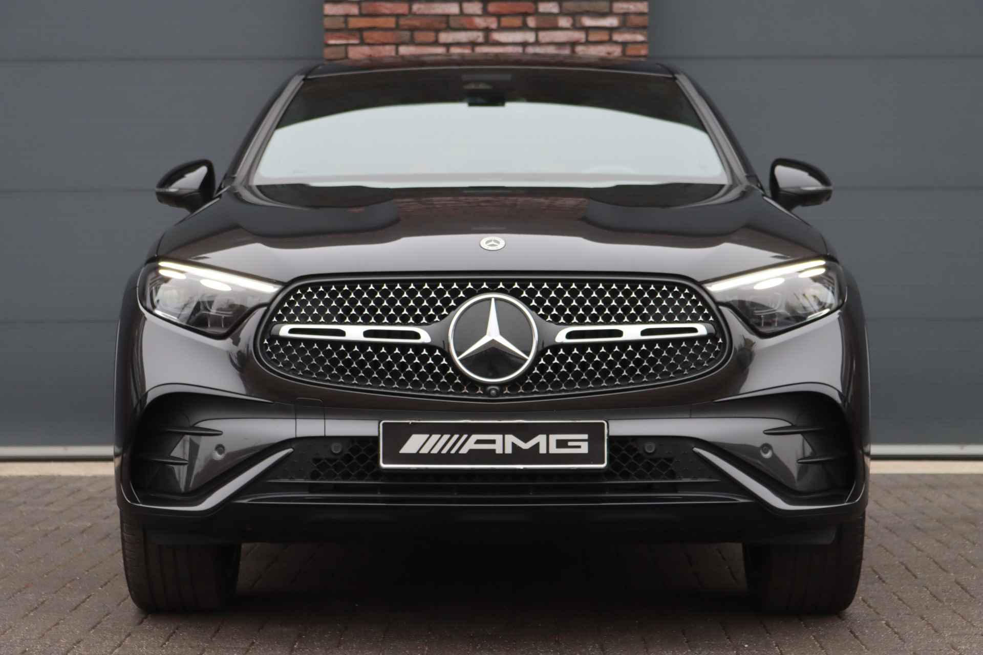 Mercedes-Benz GLC Coupé 300de 4MATIC AMG Line Aut9 | Distronic | Panoramadak | Digital Light | Memory | Leder | Surround Camera | Keyless Go | Augmented Reality | Nightpakket | - 14/41