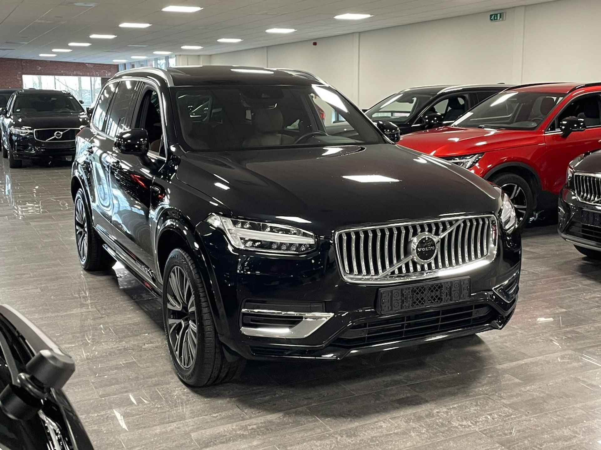 Volvo XC90 T8 AWD Recharge Inscription | Harman Kardon | Schuifdak | Adaptieve Cruise Control | Stoel en Stuurwielverwarming | Pilot Assist - 2/31