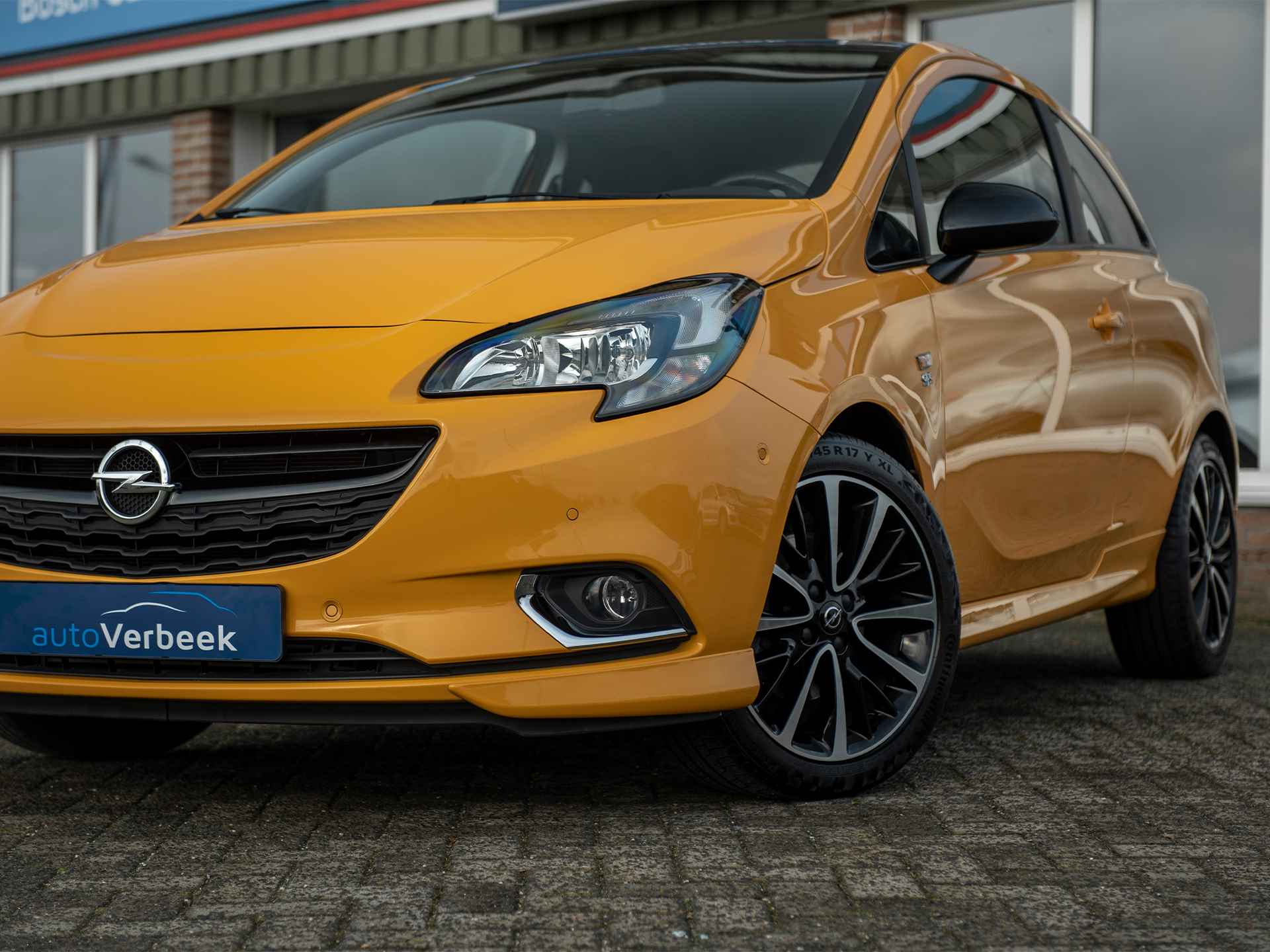 Opel Corsa 1.0 Turbo OPC Line 115pk | Black Edition | Apple Carplay & Android Auto | Bluetooth | DAB | 17" Lichtemetaal | Park Assist + Camera achter | Dodehoek sens. | Sportonderstel | Sportstoelen - 18/49
