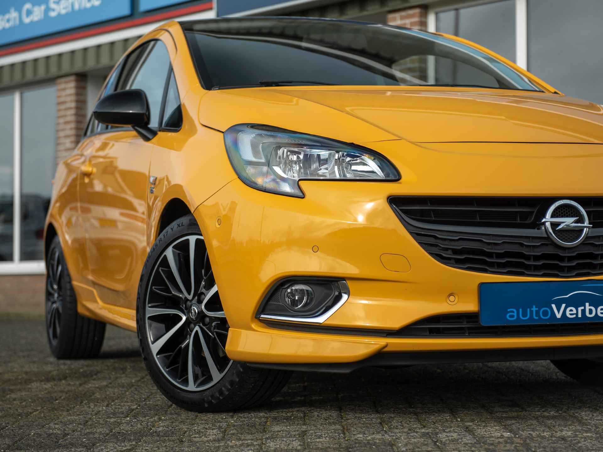Opel Corsa 1.0 Turbo OPC Line 115pk | Black Edition | Apple Carplay & Android Auto | Bluetooth | DAB | 17" Lichtemetaal | Park Assist + Camera achter | Dodehoek sens. | Sportonderstel | Sportstoelen - 25/49