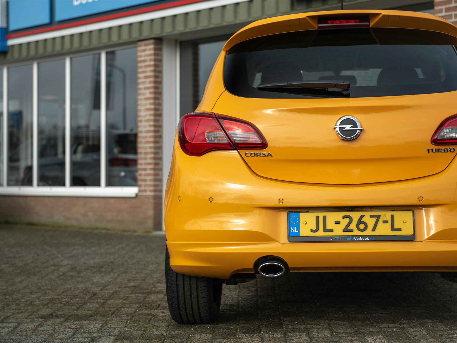 Opel Corsa 1.0 Turbo OPC Line 115pk | Black Edition | Apple Carplay & Android Auto | Bluetooth | DAB | 17" Lichtemetaal | Park Assist + Camera achter | Dodehoek sens. | Sportonderstel | Sportstoelen - 40/49
